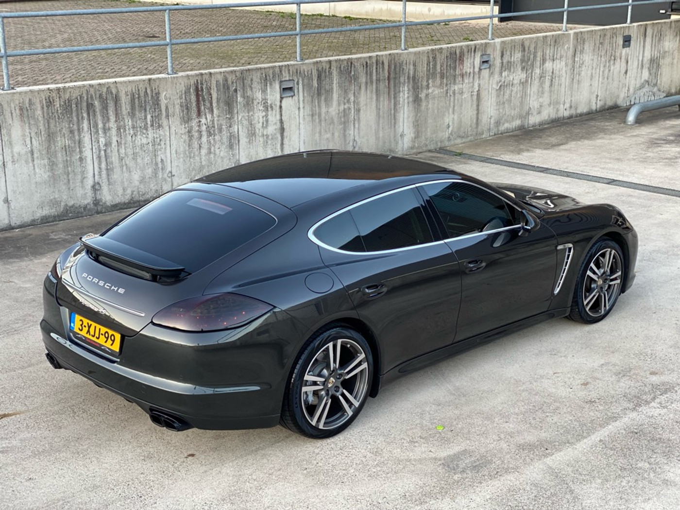 Foto van Porsche Panamera 4s