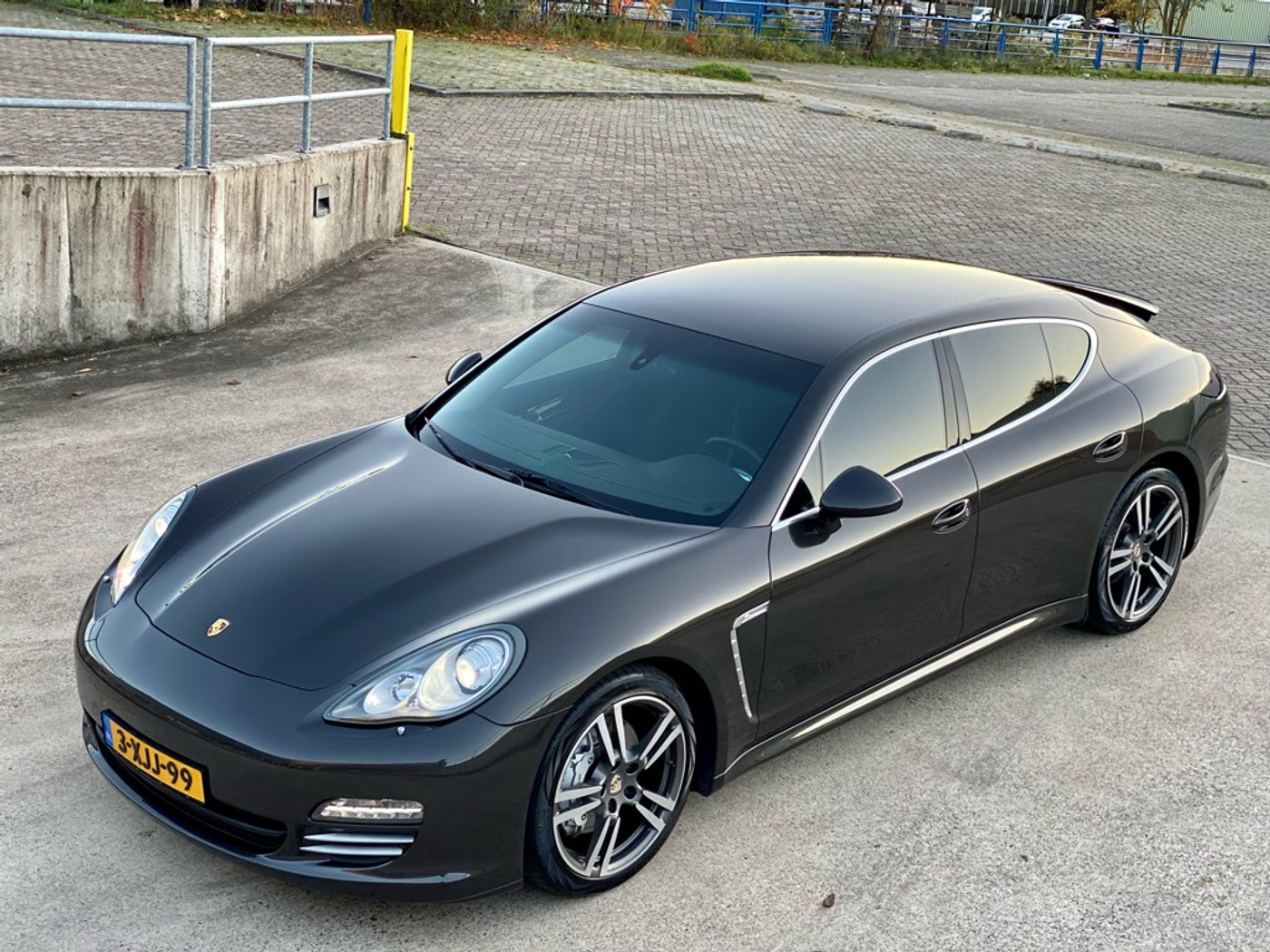 Foto van Porsche Panamera 4s
