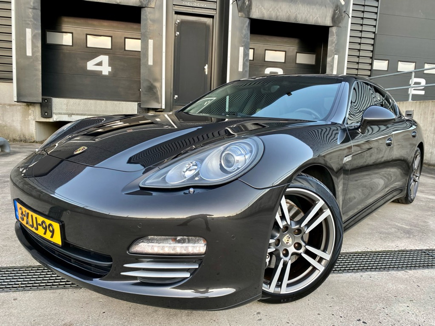 Foto van Porsche Panamera 4s