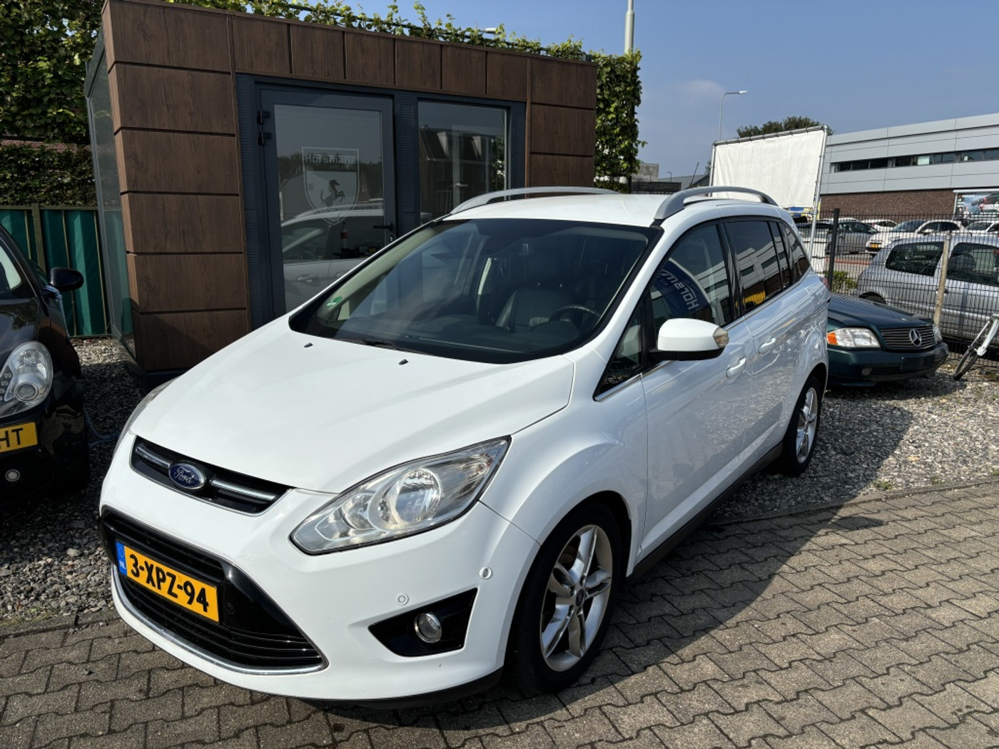 Ford Grand C-max 1.0 Titanium*BJ2014*nwe MOTOR, NWE KOPPELING !!!!! 2014 - voorkant