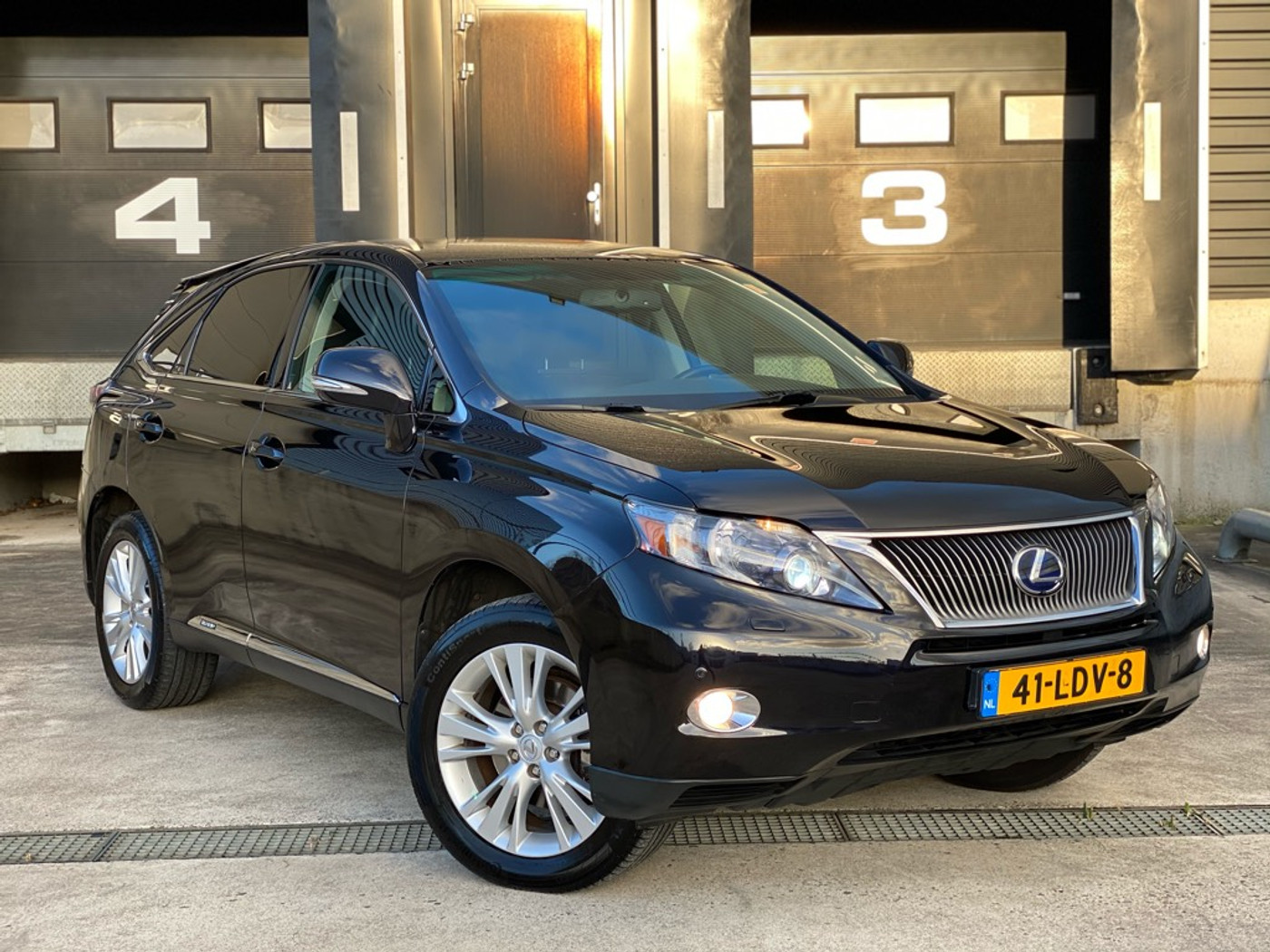Foto van Lexus Lexus Rx450h