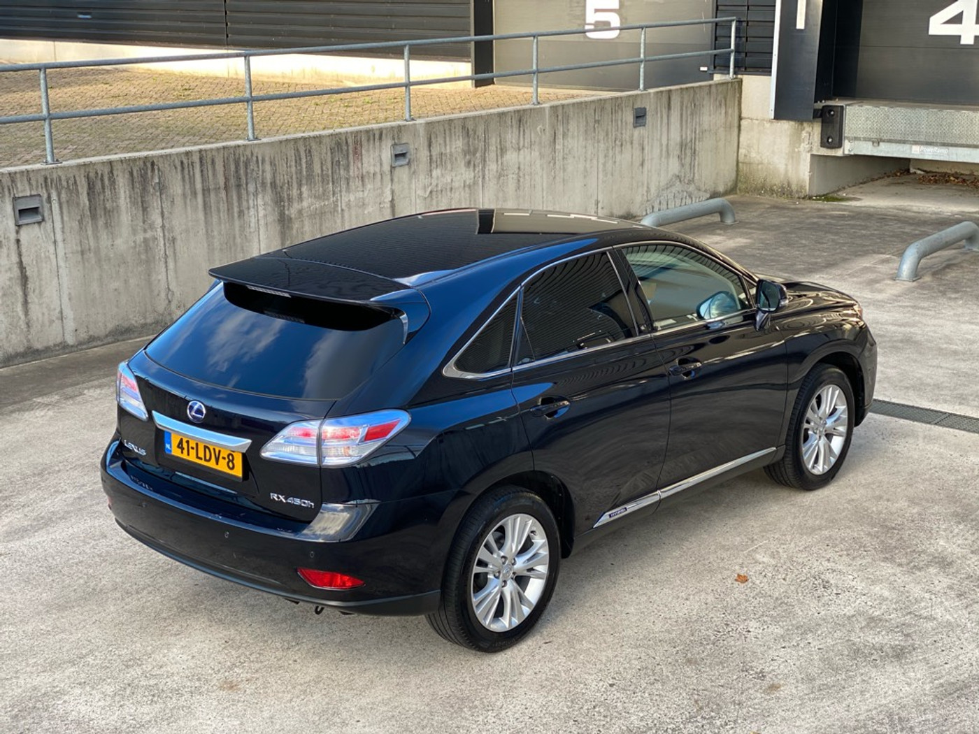 Foto van Lexus Lexus Rx450h