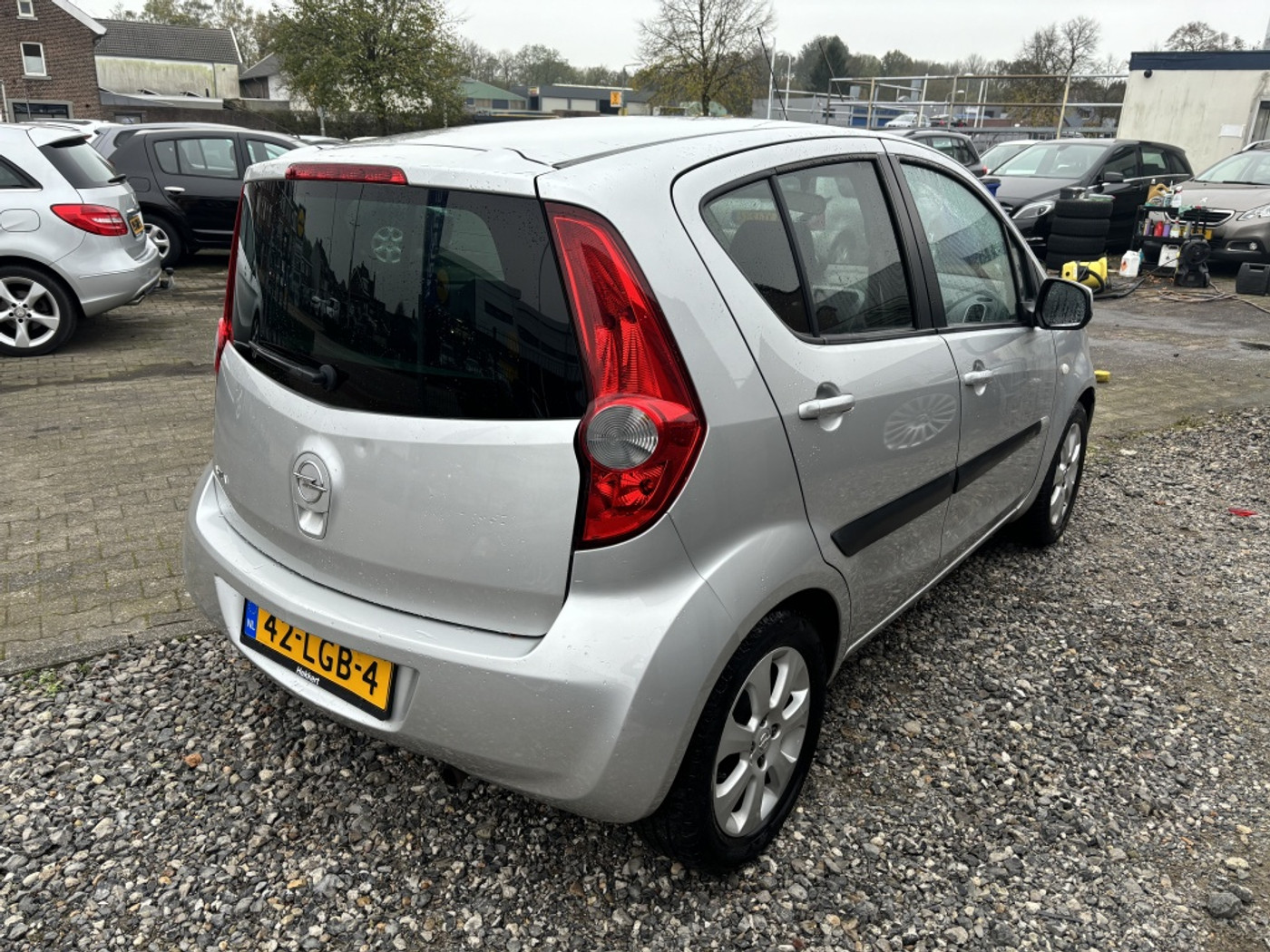 Foto van Opel Agila