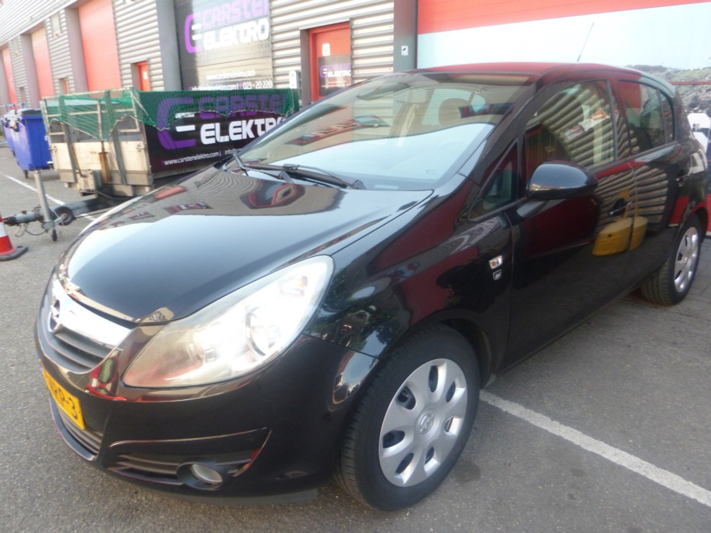 Opel Corsa 1.2-16V 111 Edition,125.348KM, AIRCO,CRUISE,etc 2010 - voorkant