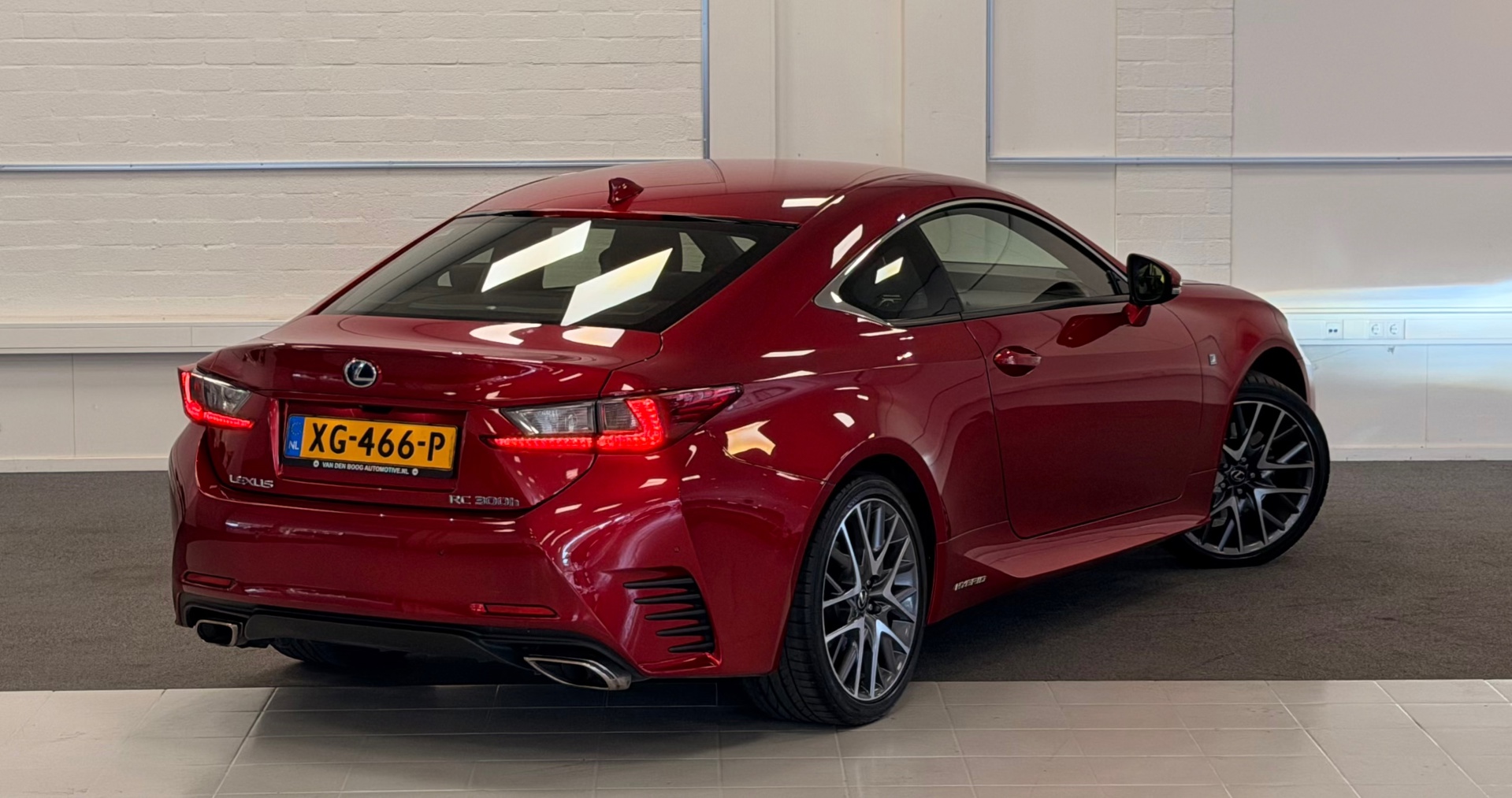 Foto van Lexus Lexus Rc300h