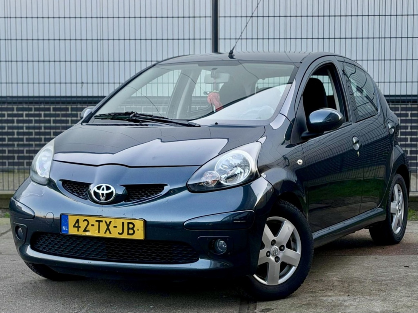 Toyota Toyota Aygo 1.0-12V Sport |Airco |Nieuwe APK |Stuurbkr 2007 - voorkant
