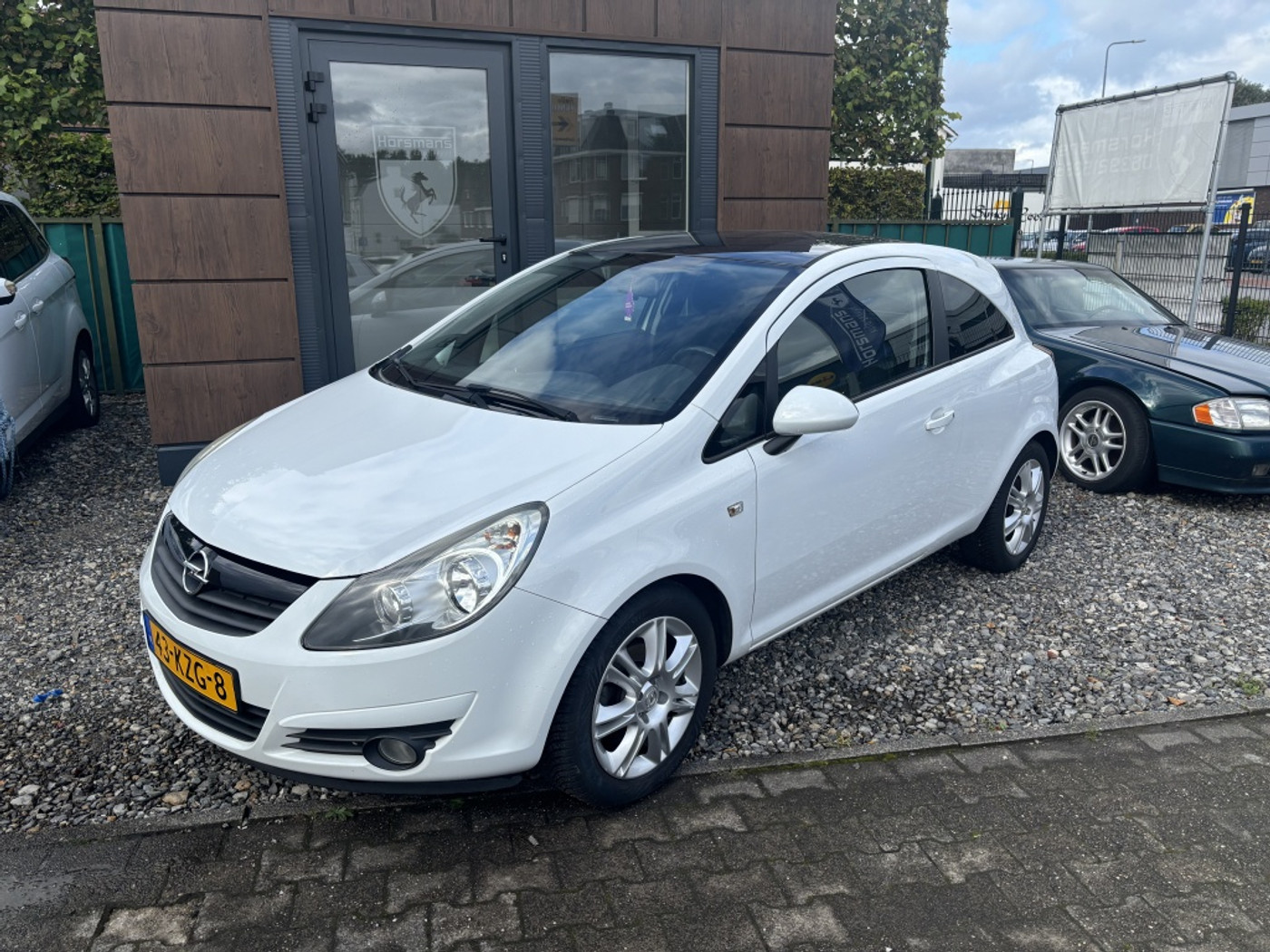 Opel Corsa verkocht !!!!!! 2010 - voorkant