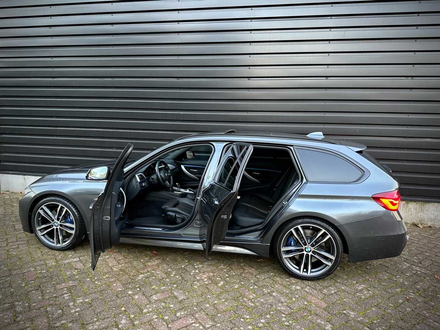 Foto van BMW 320i