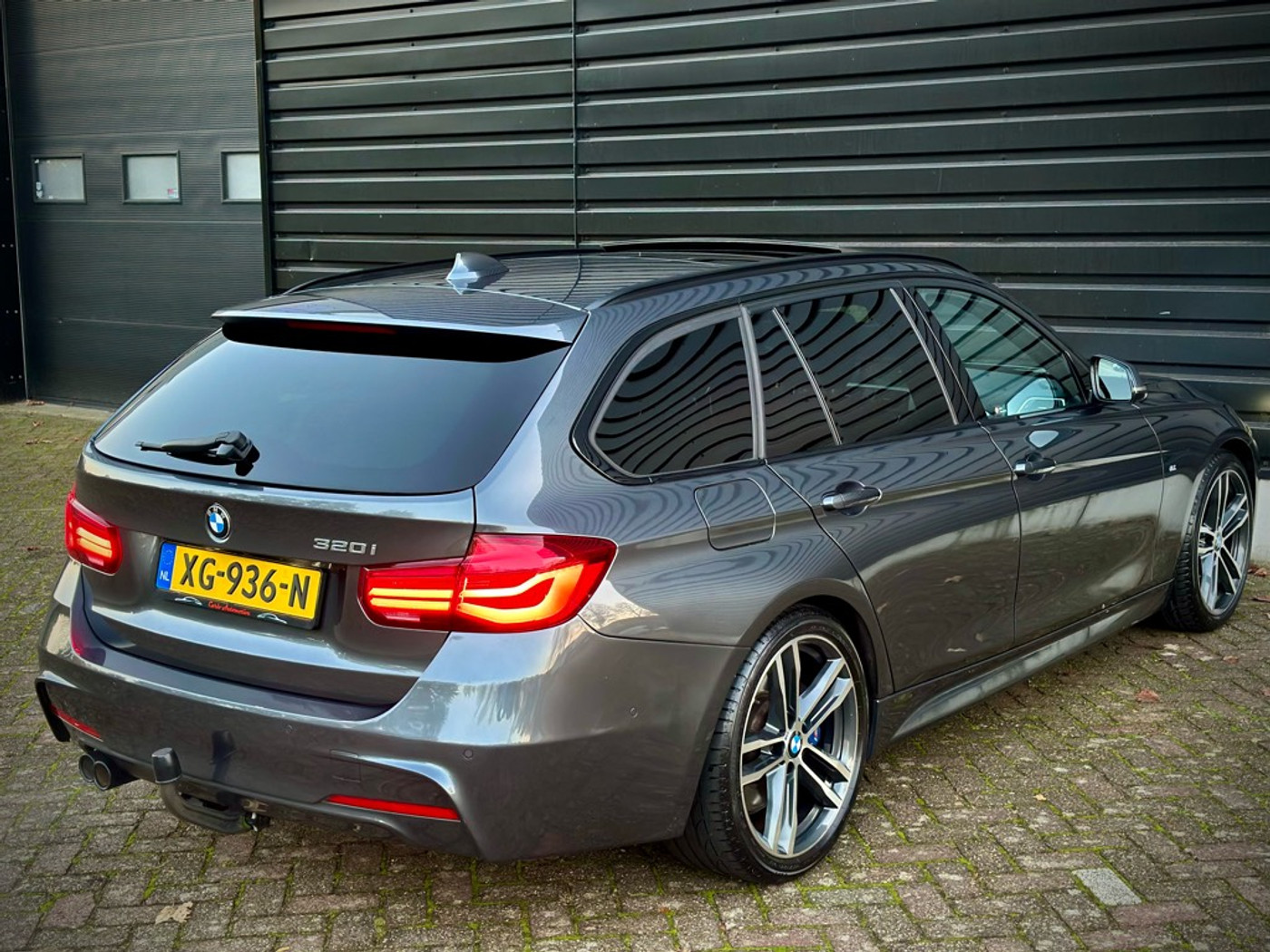 Foto van BMW 320i