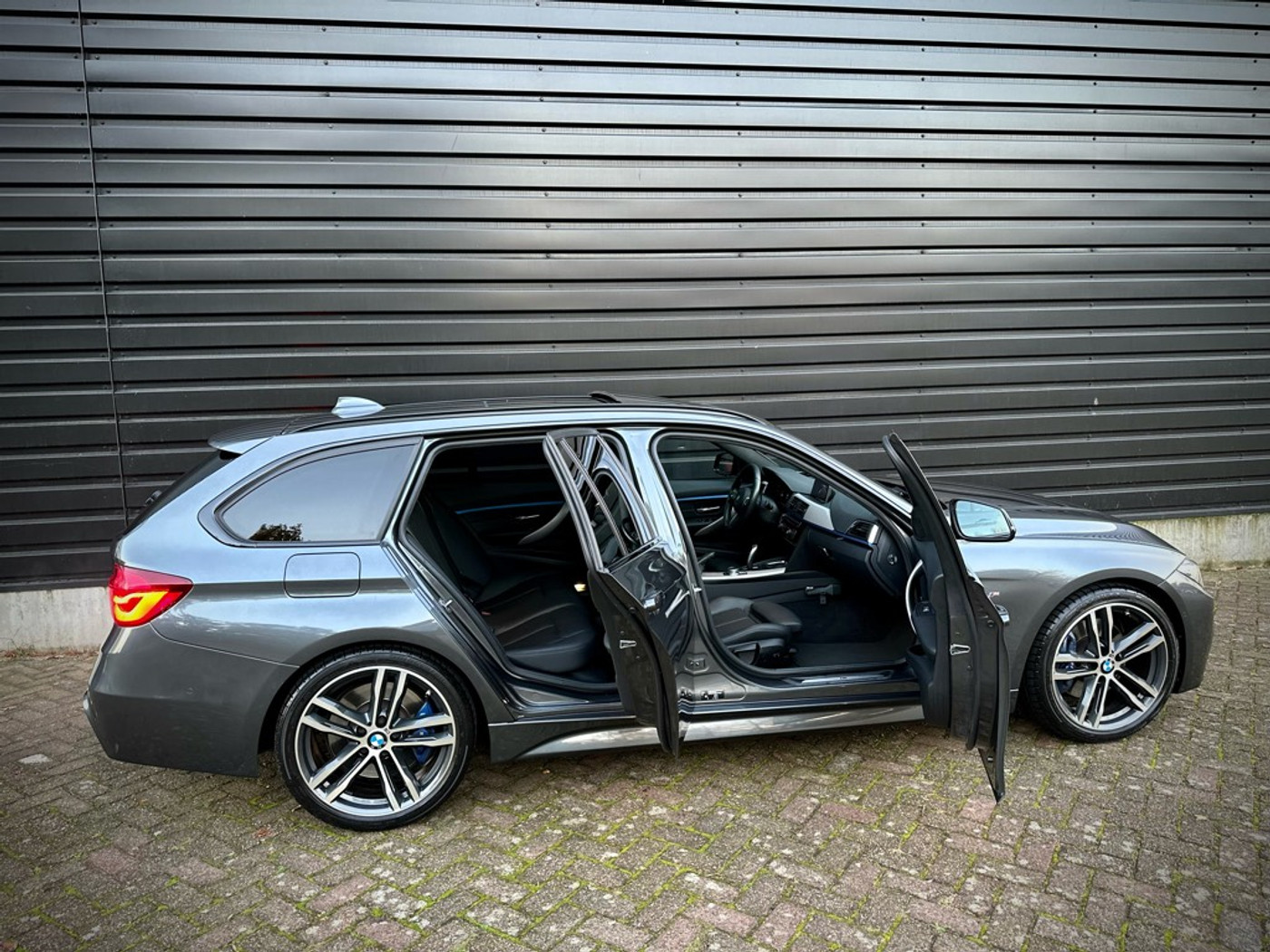 Foto van BMW 320i