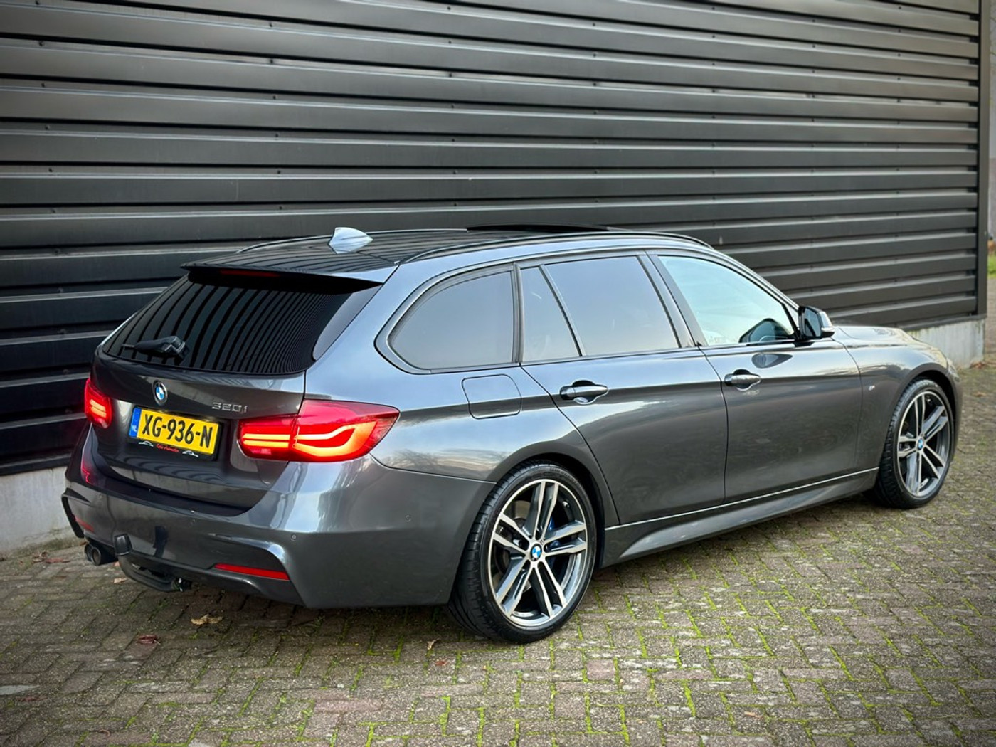 Foto van BMW 320i