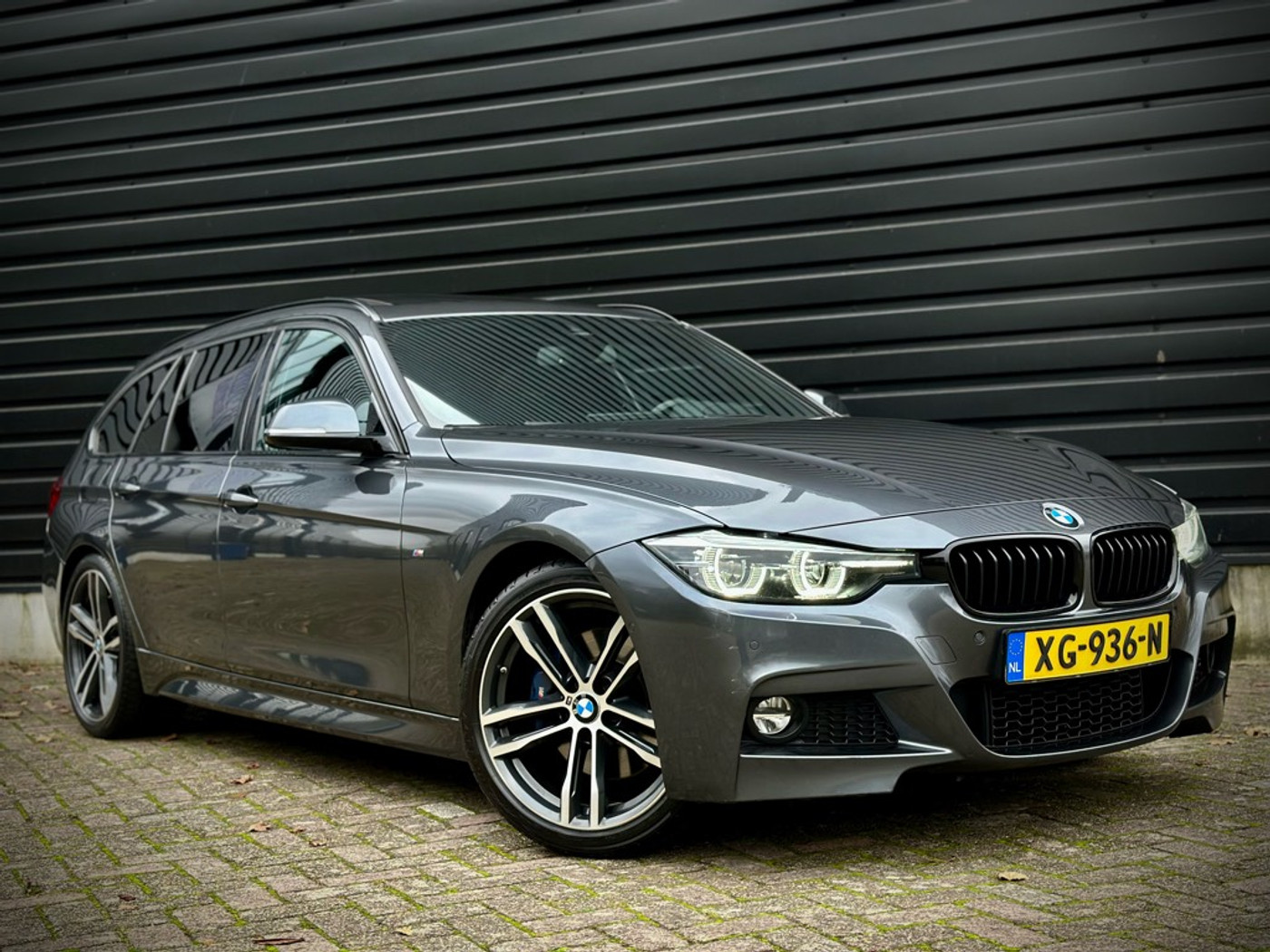 Foto van BMW 320i