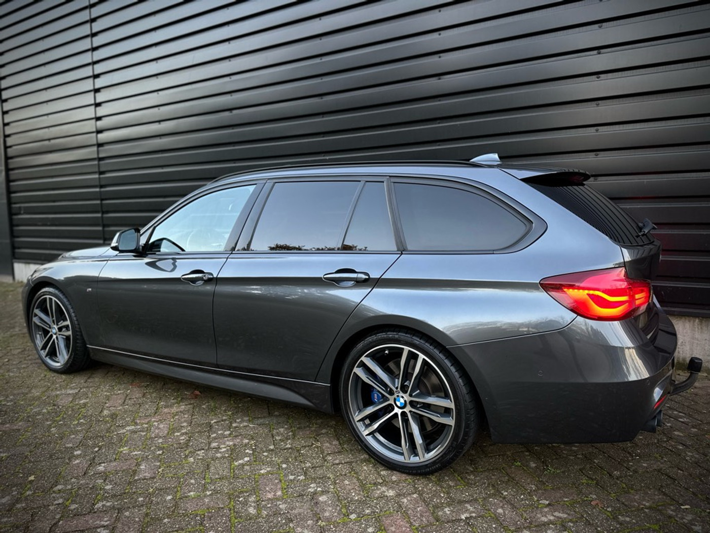 Foto van BMW 320i