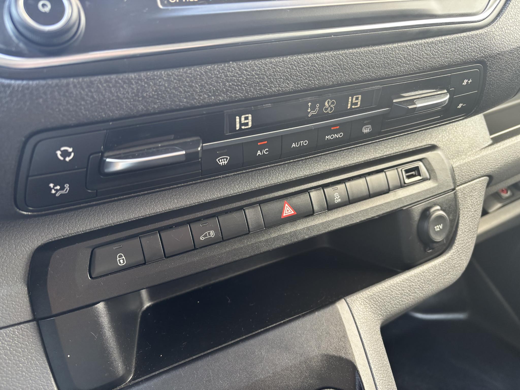 Foto van Peugeot Expert