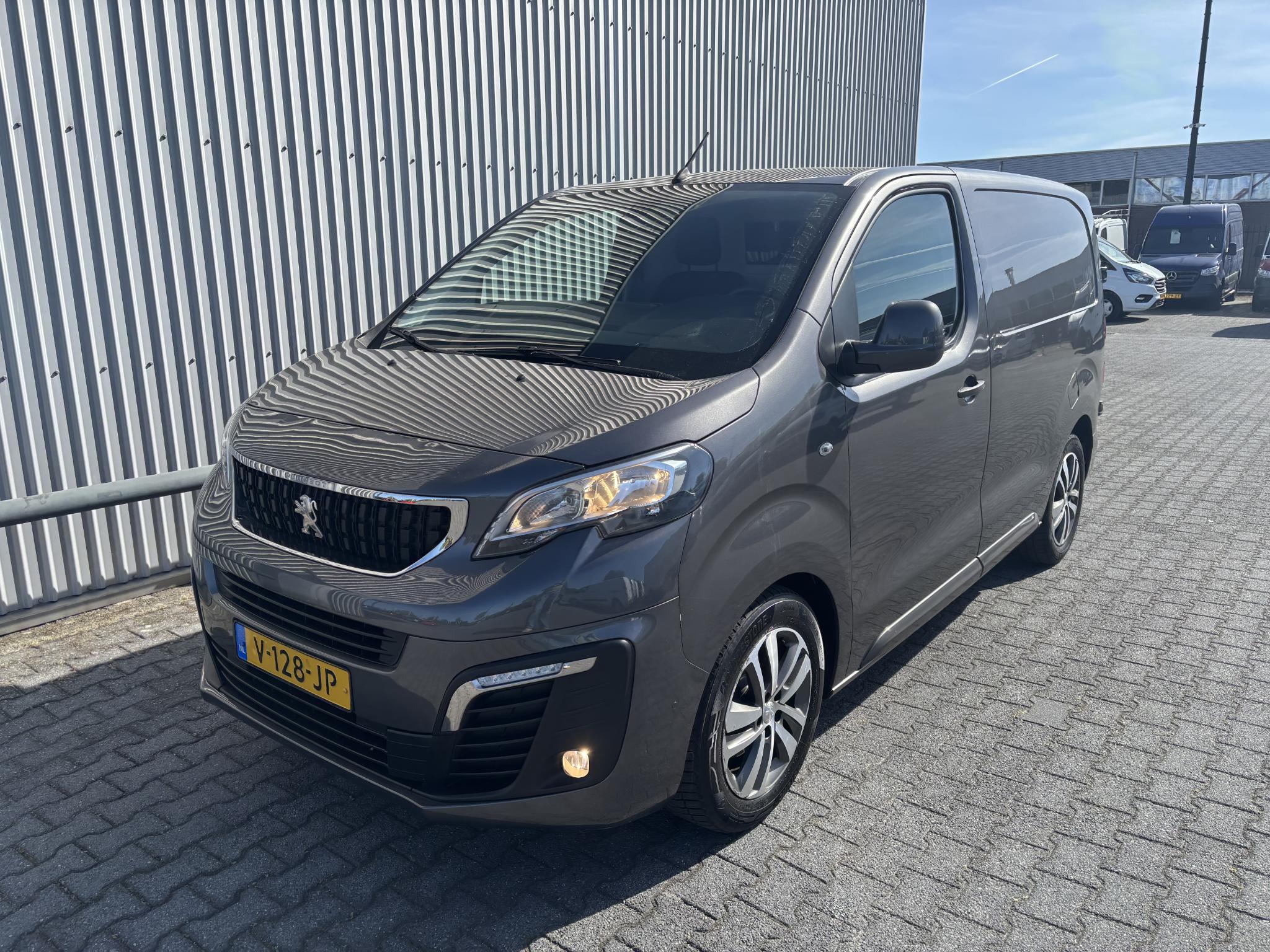 Foto van Peugeot Expert