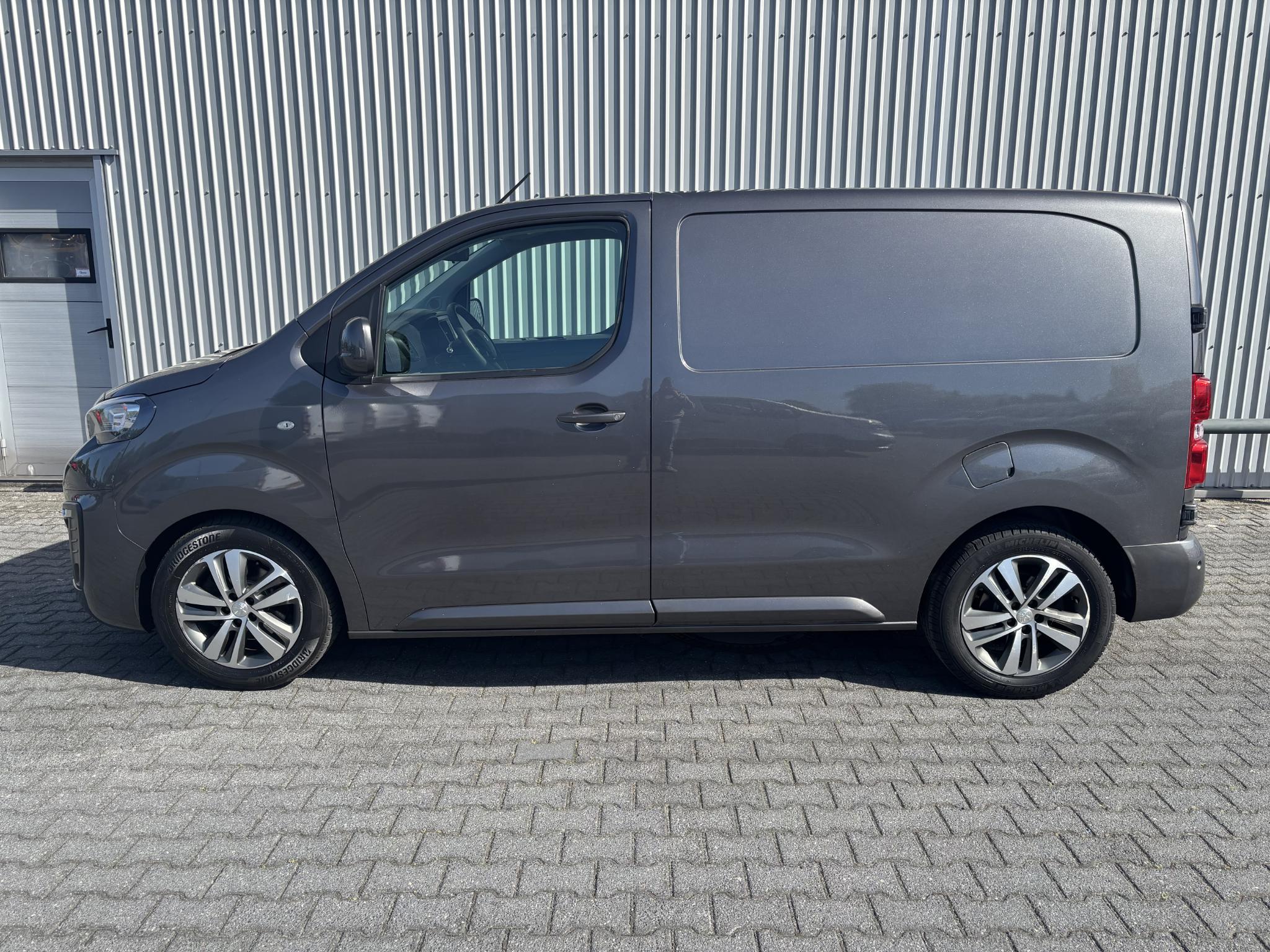 Foto van Peugeot Expert