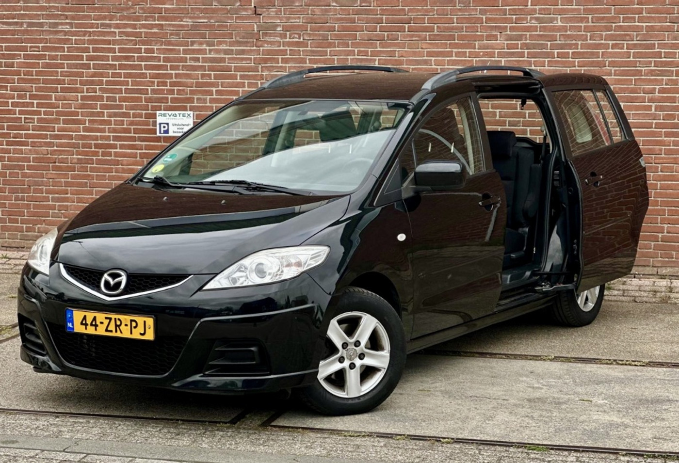 Foto van Mazda Mazda 5