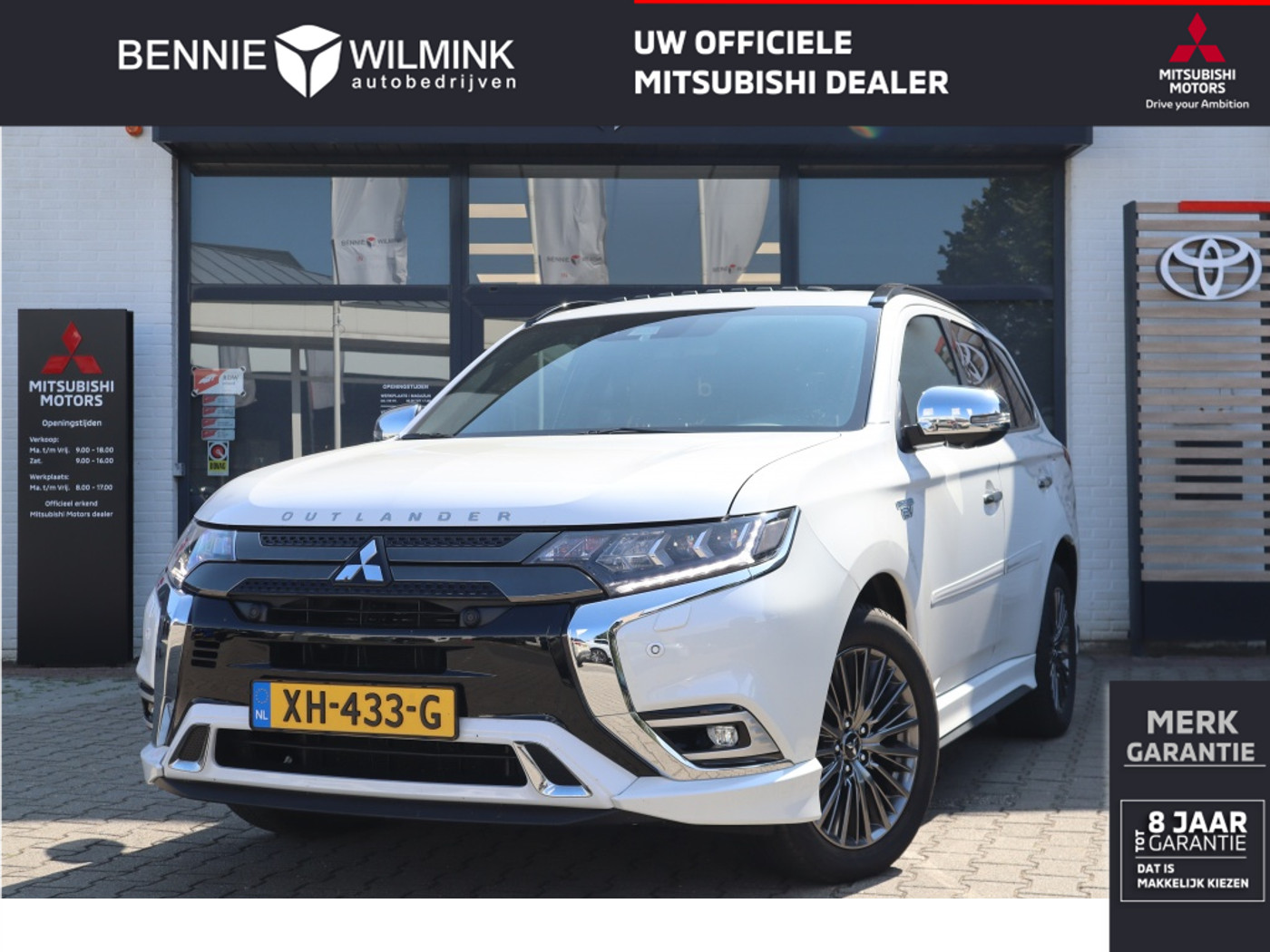 Mitsubishi Mitsubishi Outlander 2.4 PHEV S-Edition Leder | Adaptive Cruise | Blindspot | Sportpakket 2019 - voorkant