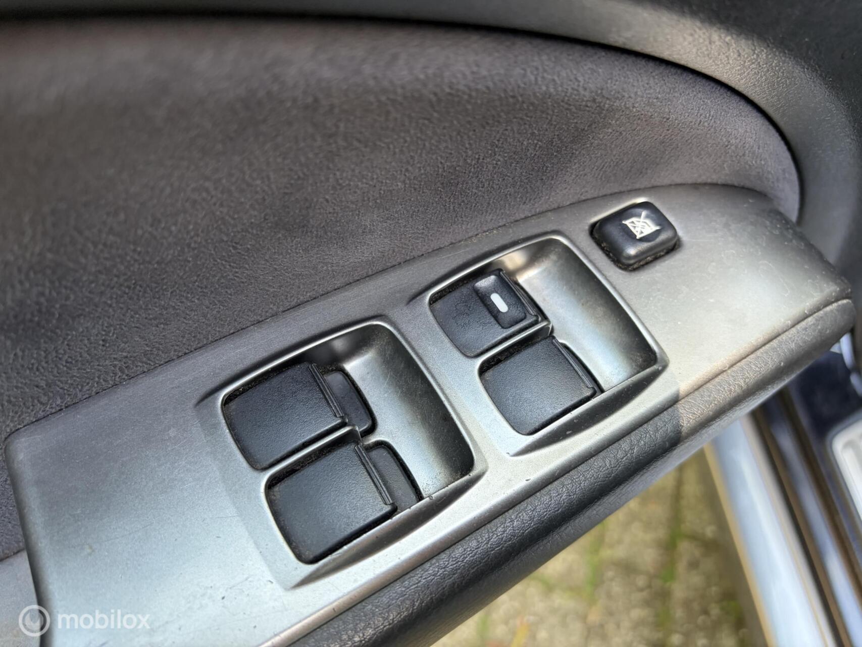 Foto van Mitsubishi Mitsubishi Outlander