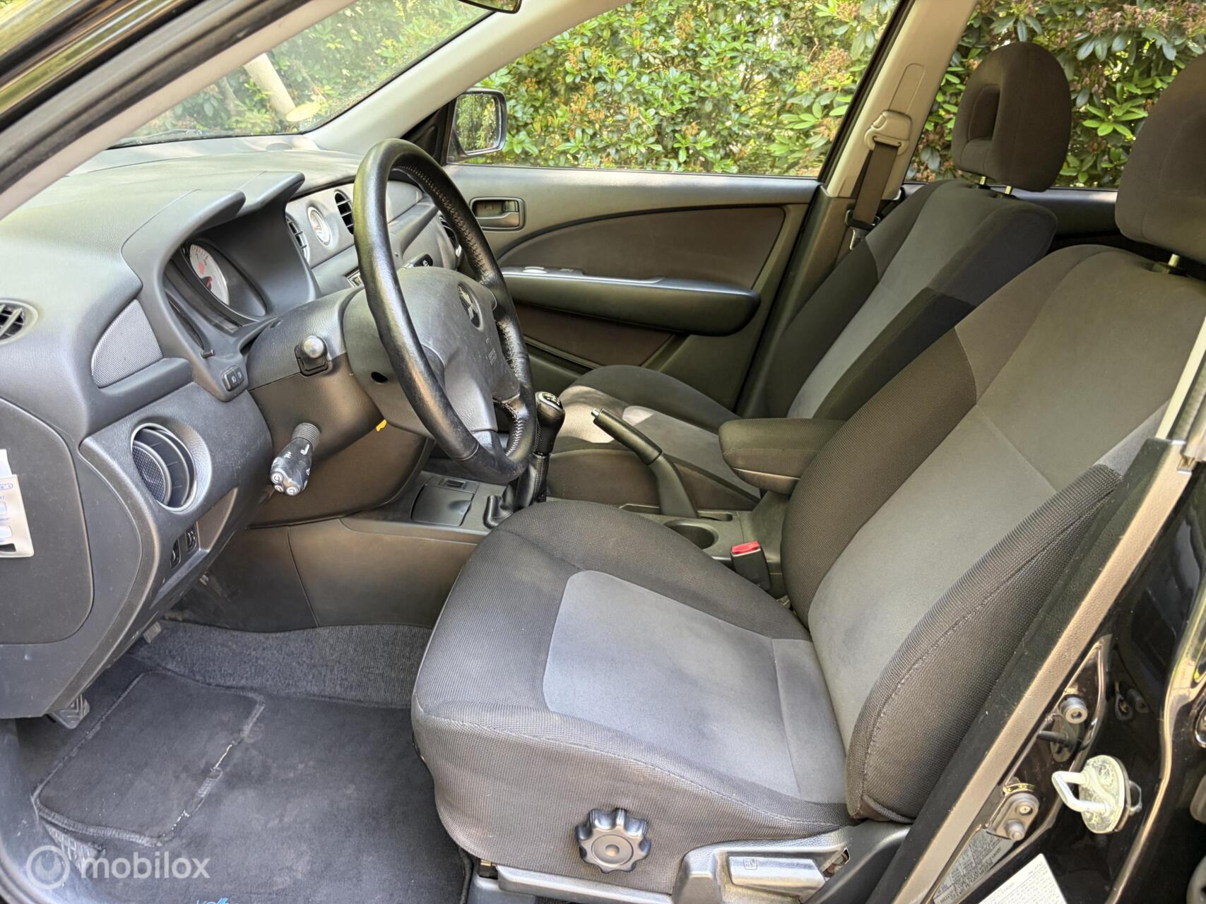 Foto van Mitsubishi Mitsubishi Outlander