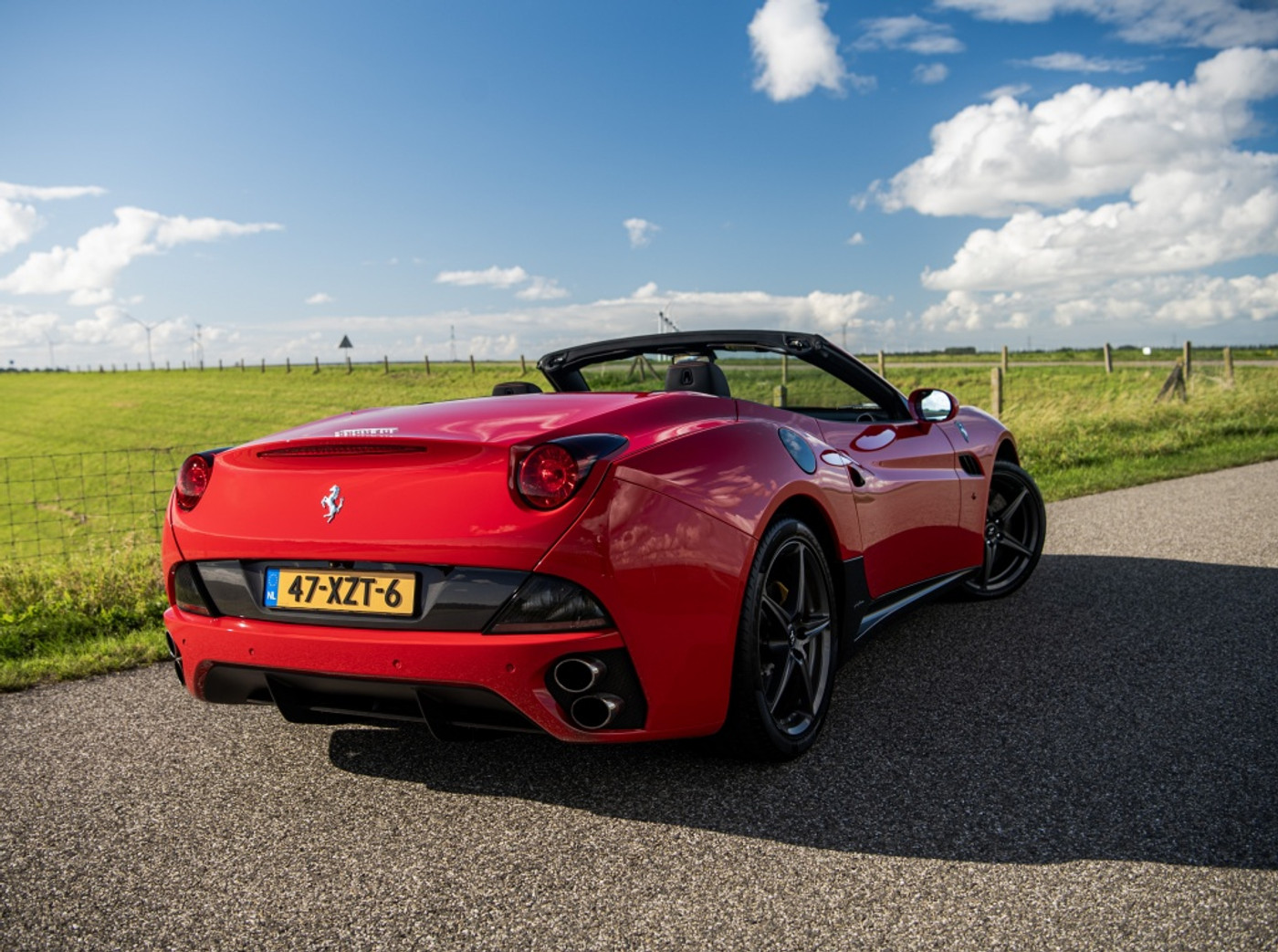 Foto van Ferrari California