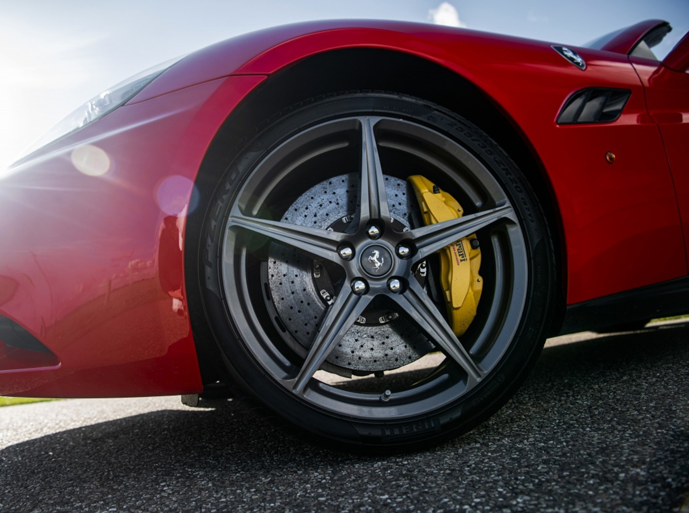 Foto van Ferrari California