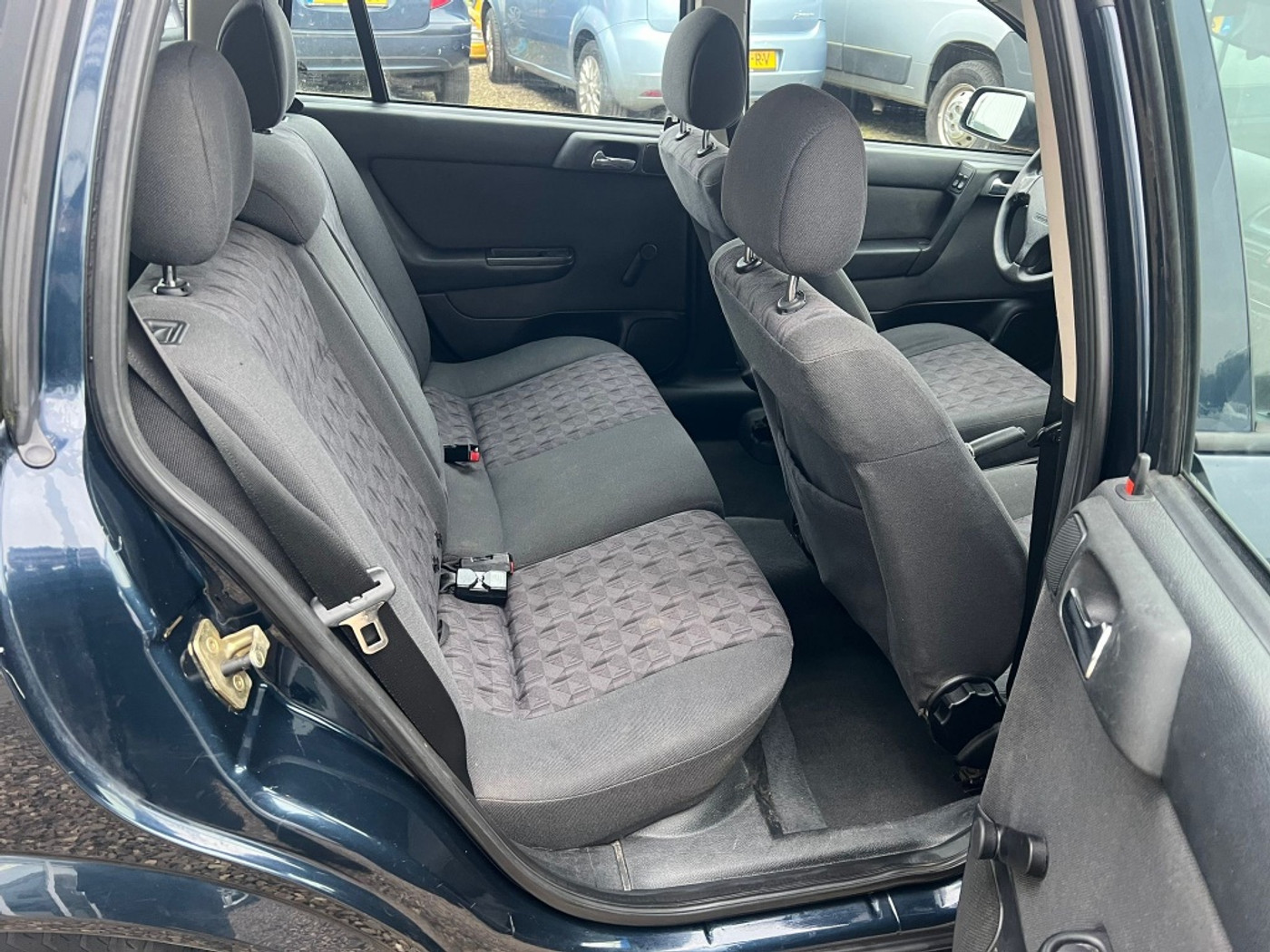 Foto van Opel Astra-g-caravan