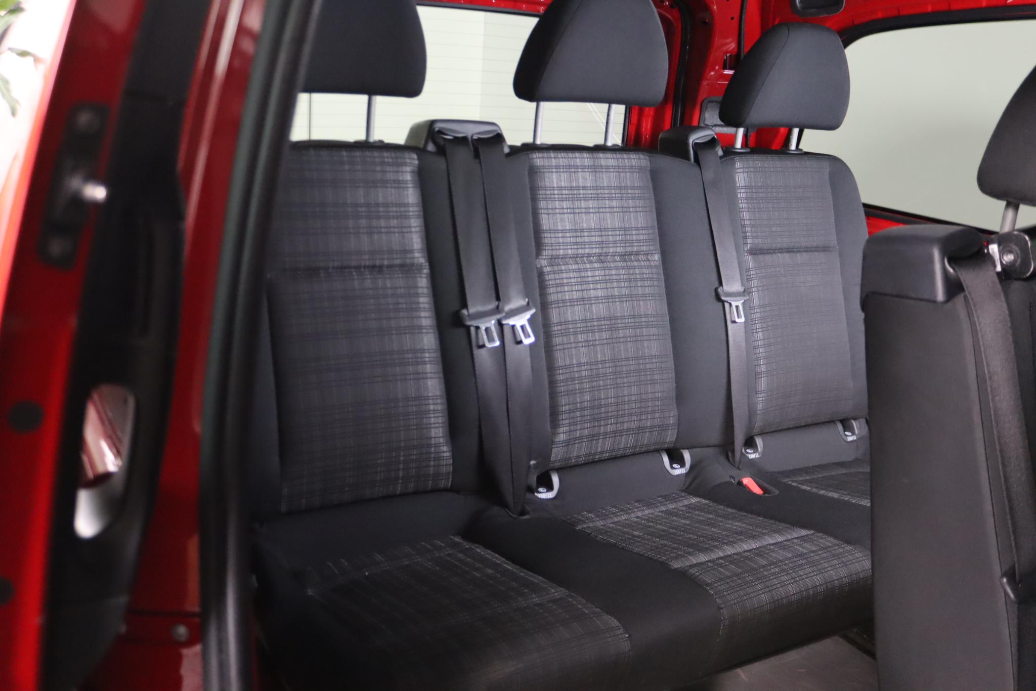 Foto van Mercedes-Benz Vito Tourer