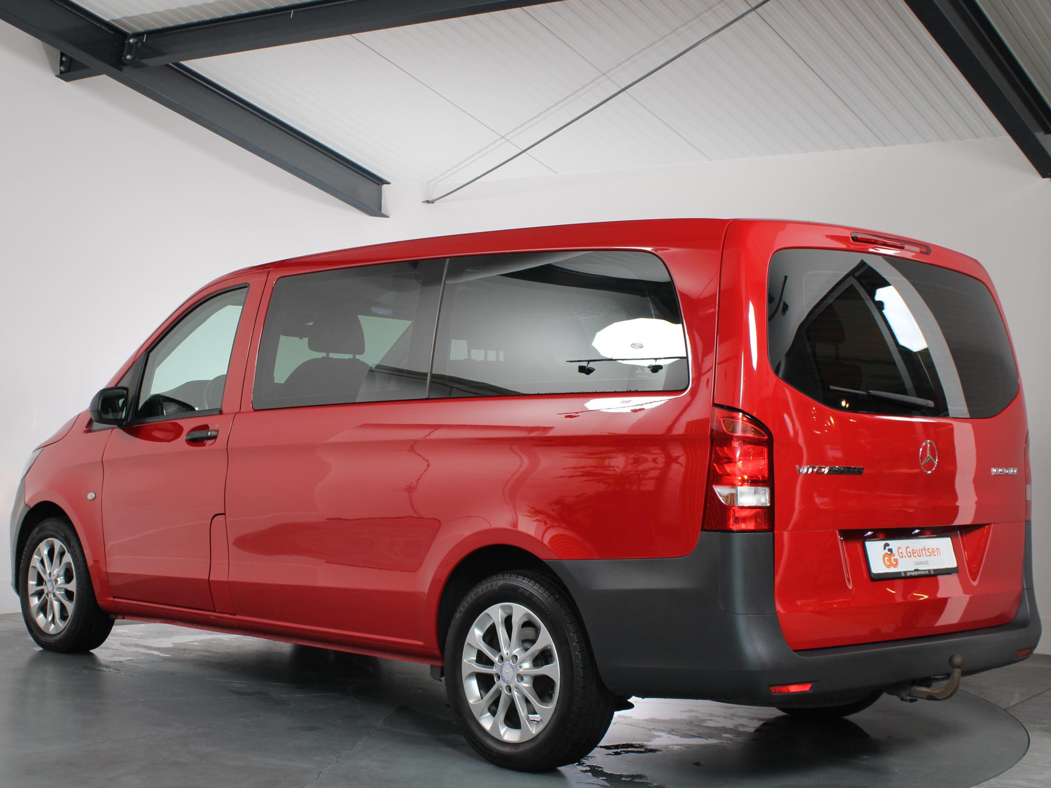 Foto van Mercedes-Benz Vito Tourer