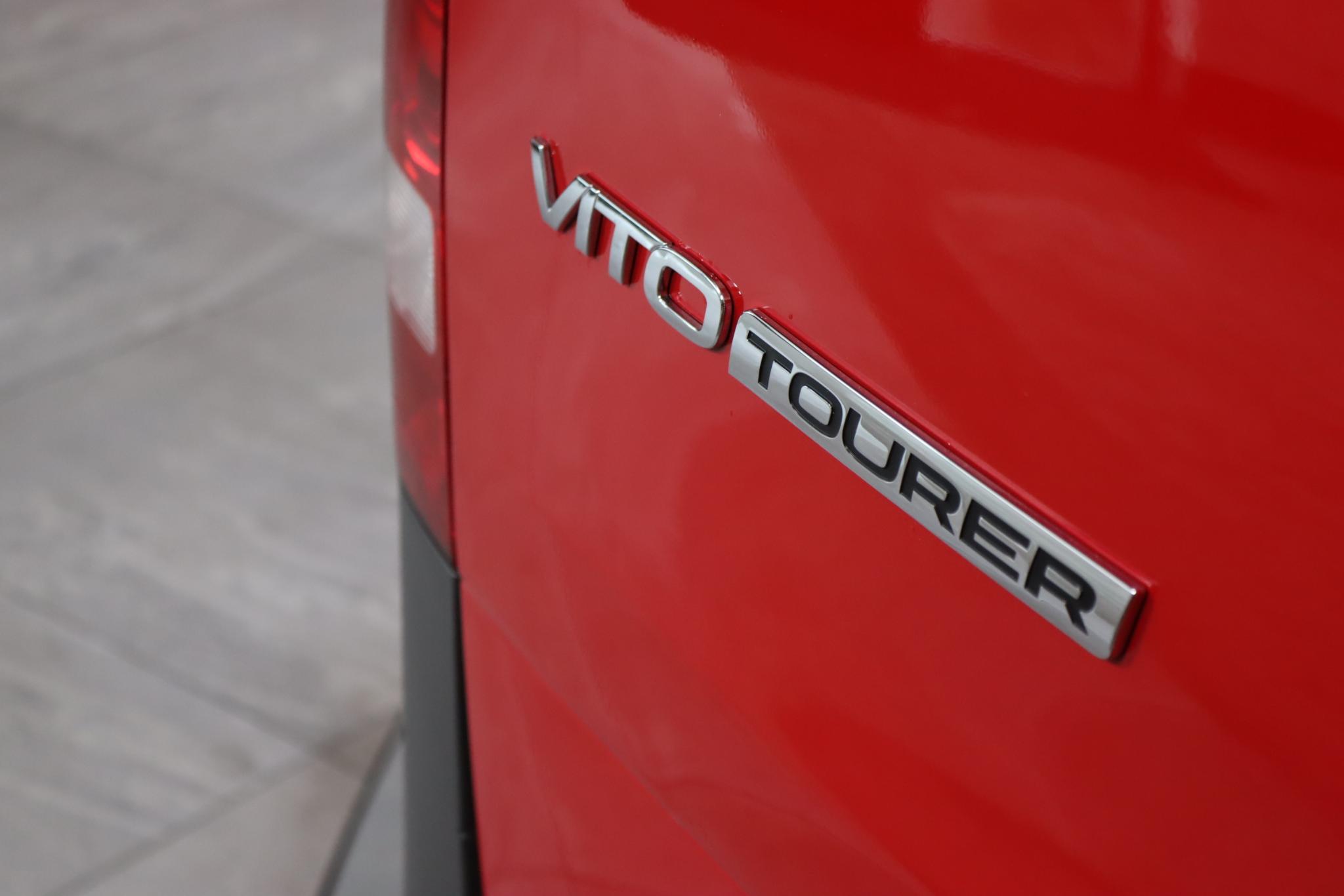Foto van Mercedes-Benz Vito Tourer