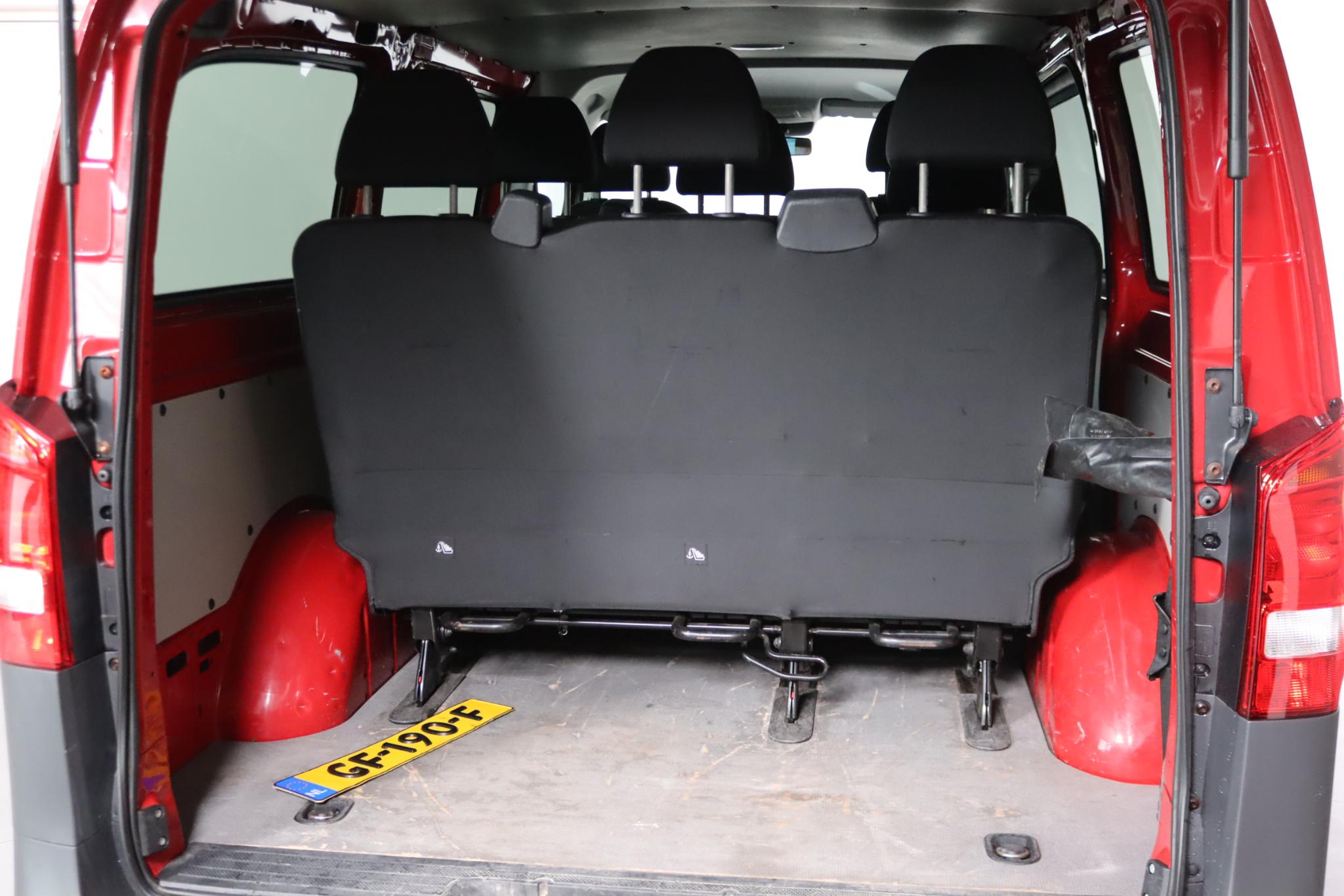 Foto van Mercedes-Benz Vito Tourer