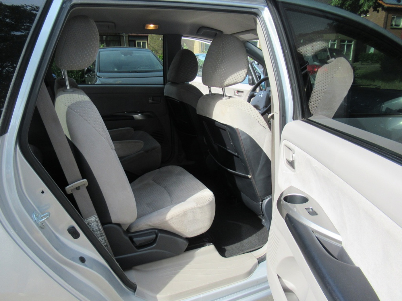Foto van Mitsubishi Mitsubishi Grandis