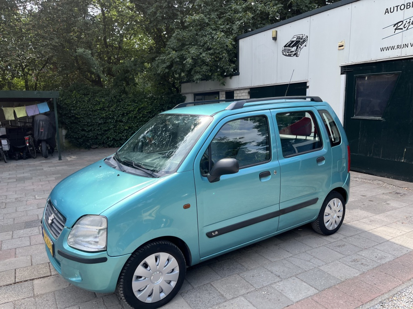 Foto van Suzuki Wagon R