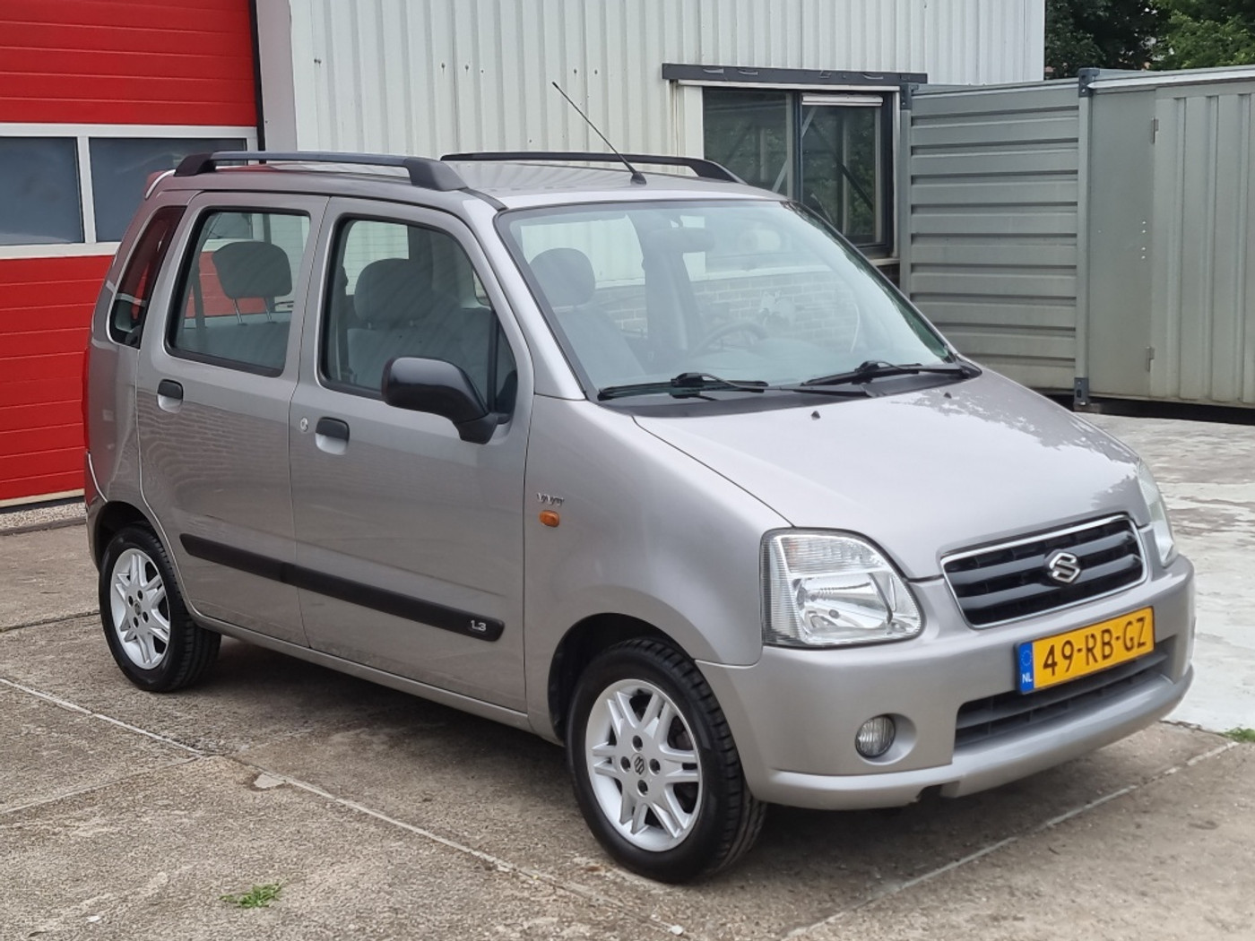 Foto van Suzuki Wagon R