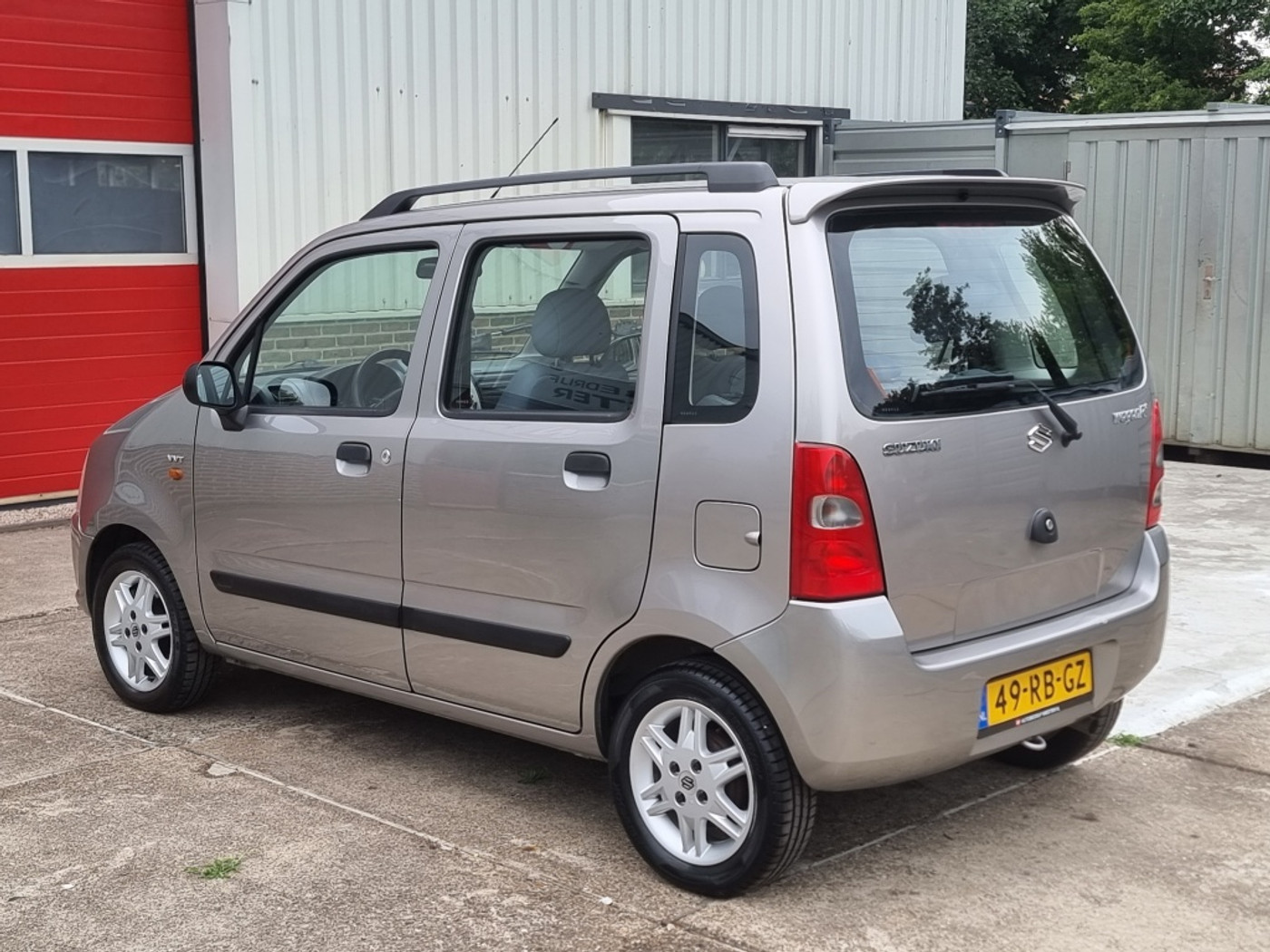 Foto van Suzuki Wagon R
