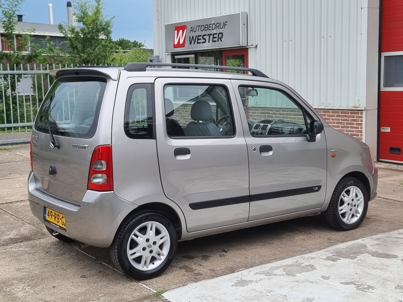 Foto van Suzuki Wagon R