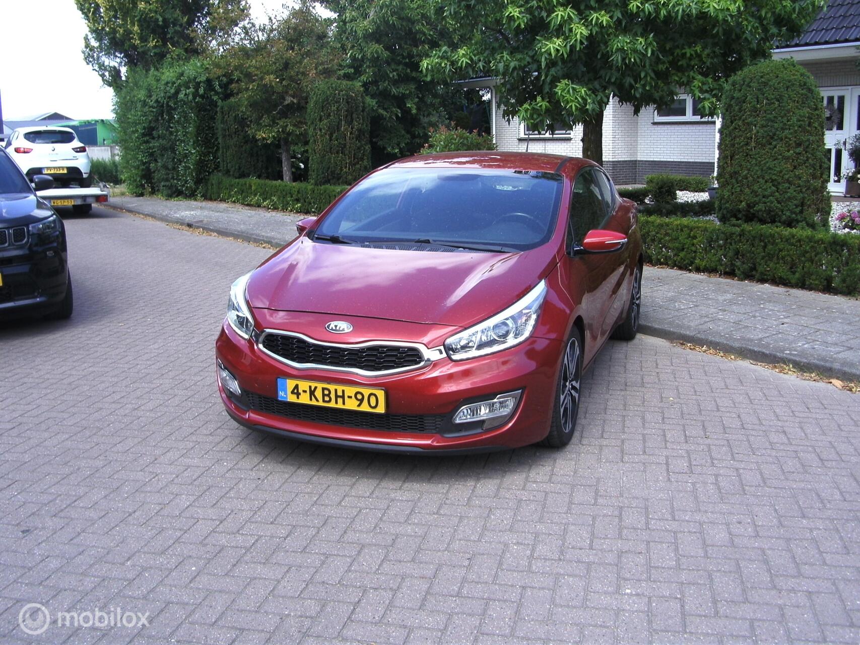 Foto van Kia Cee D