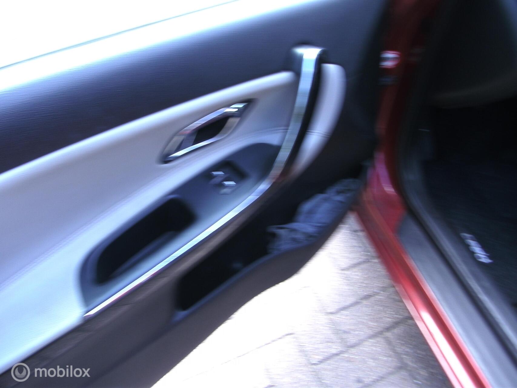 Foto van Kia Cee D