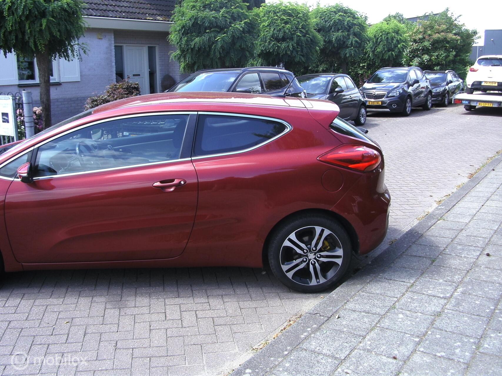 Foto van Kia Cee D