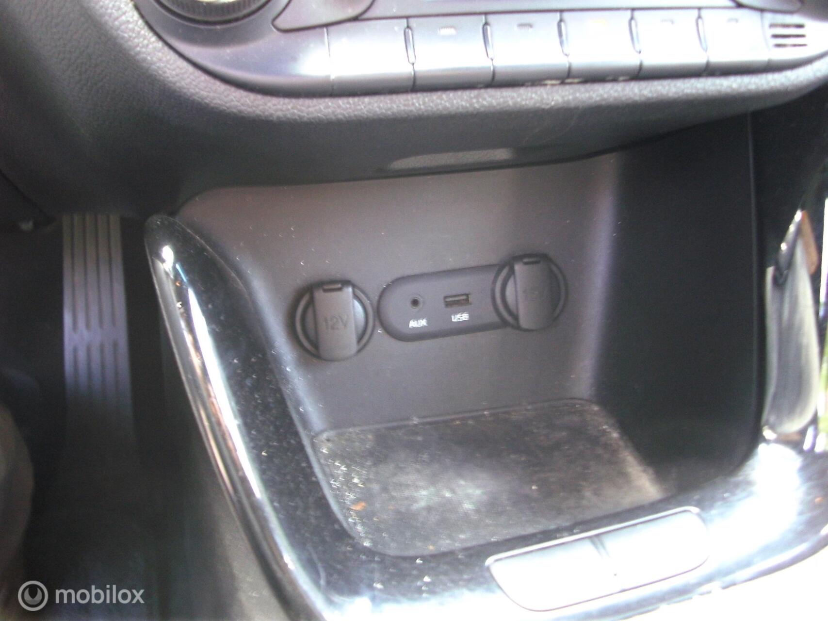 Foto van Kia Cee D