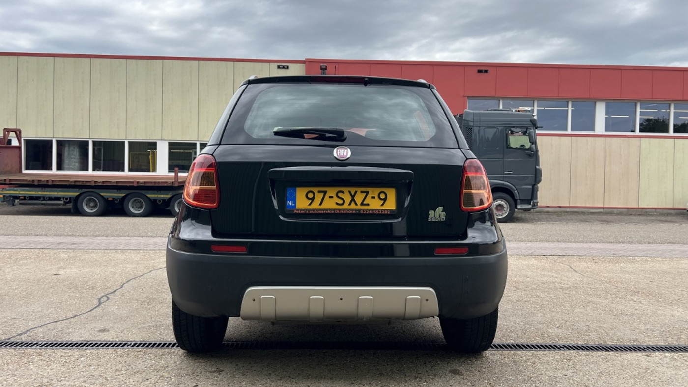 Foto van Fiat Fiat Sedici