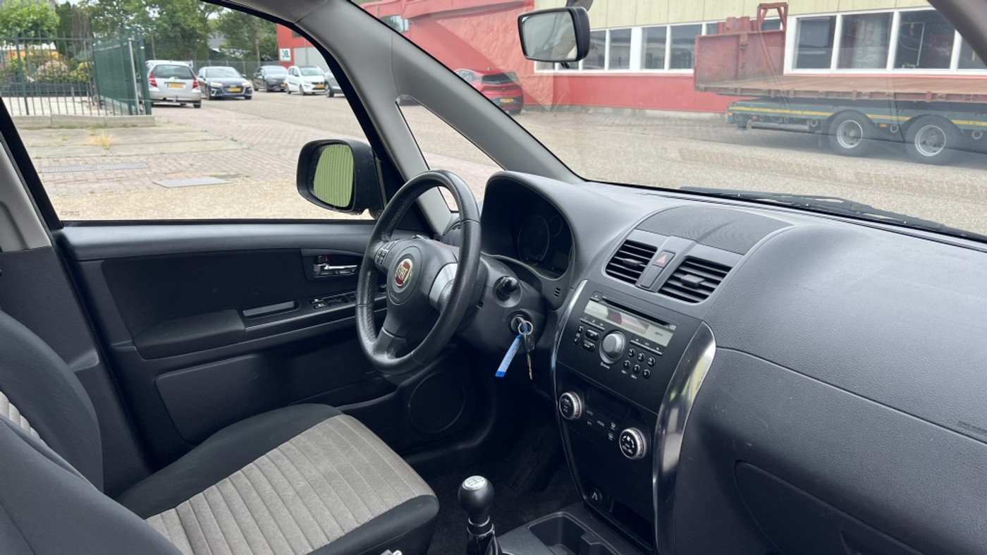 Foto van Fiat Fiat Sedici