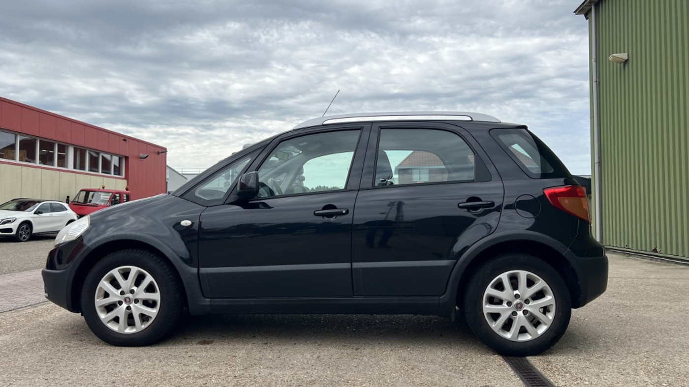 Foto van Fiat Fiat Sedici