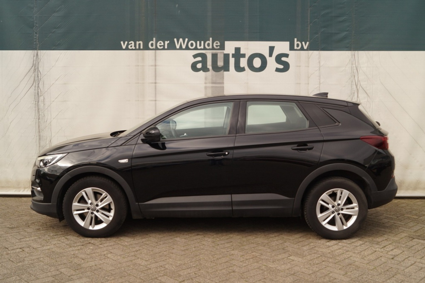 Opel Grandland X 1.2 Turbo 130pk Automaat Online Edition -NAVI-PDC- 2019 - voorkant