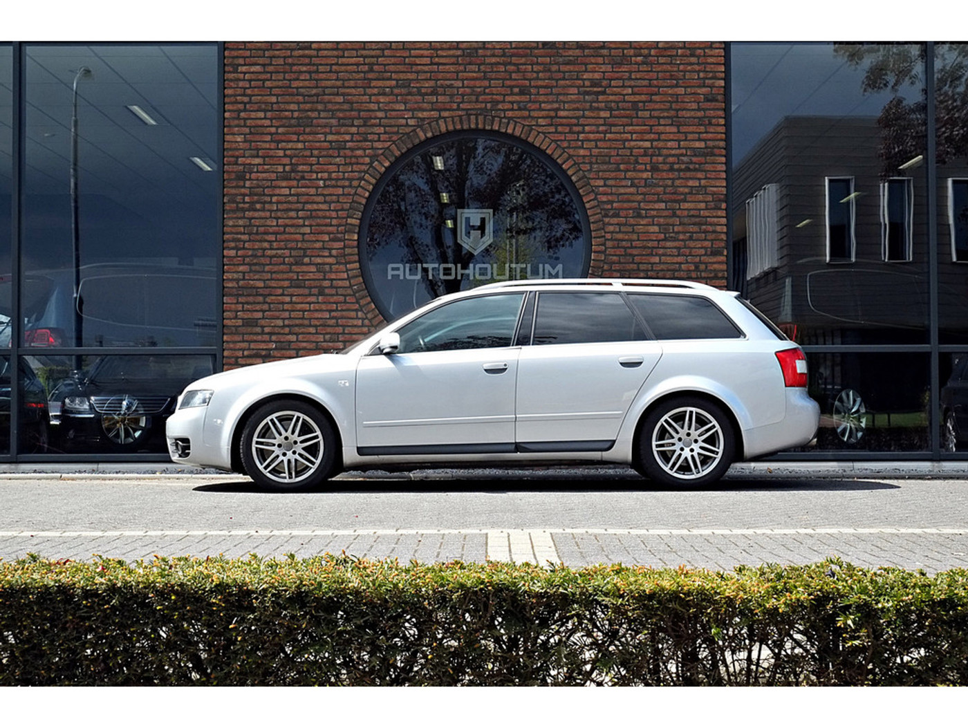 Audi Audi S4 4.2 V8 quattro avant Pro Line motor 100% in orde met RV schade Y 2004 - voorkant