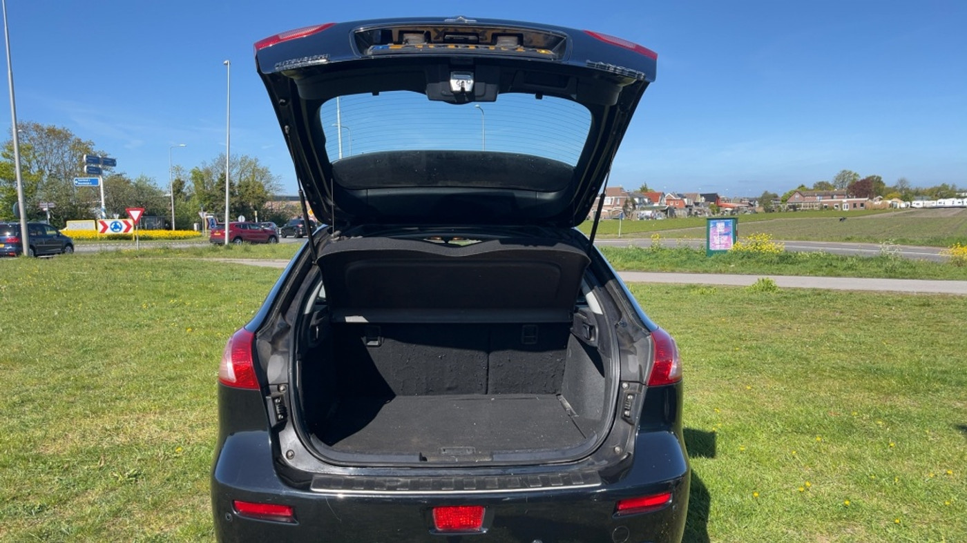 Foto van Mitsubishi Mitsubishi Lancer