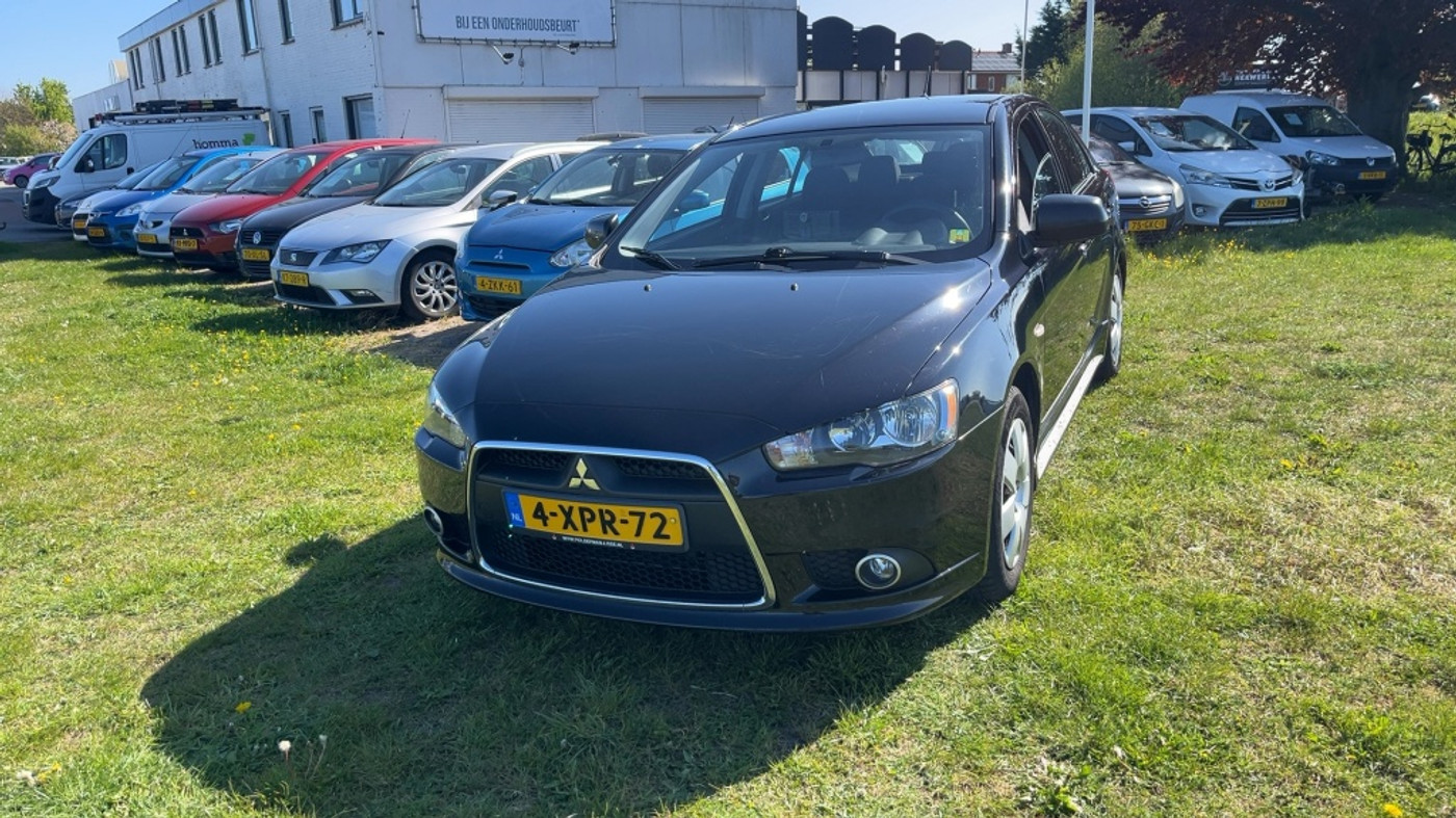 Mitsubishi Mitsubishi Lancer 1.6 Limited Edition 2014 - voorkant
