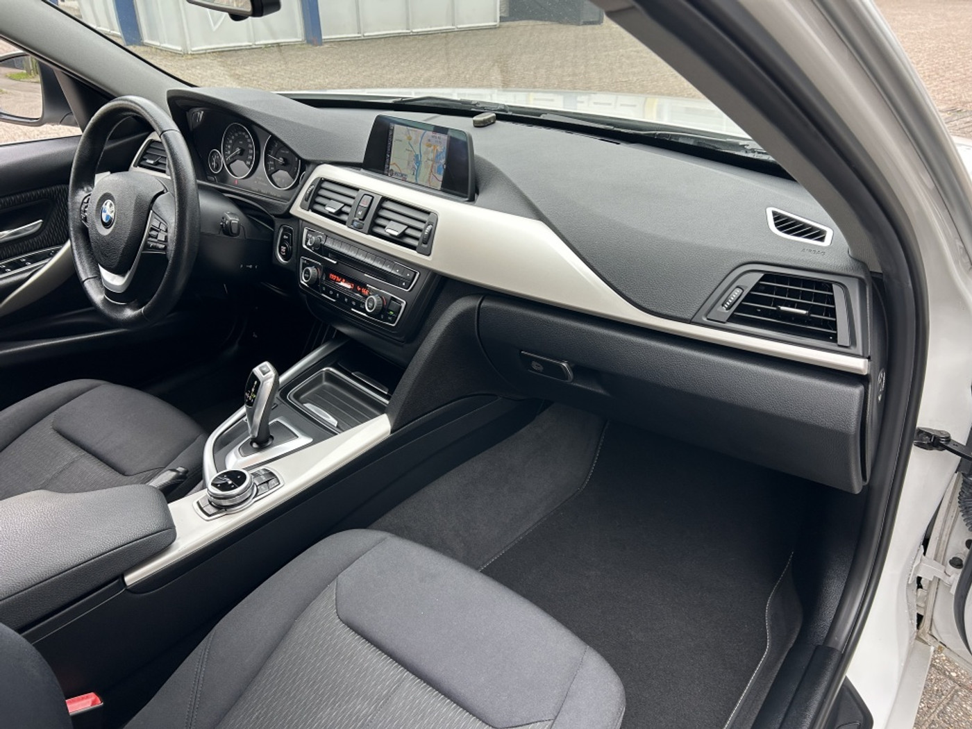 Foto van BMW 316i