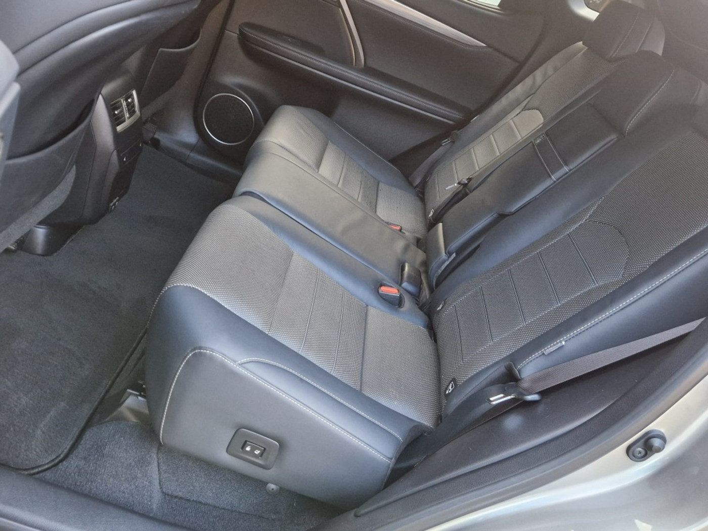 Foto van Lexus Lexus Rx450h