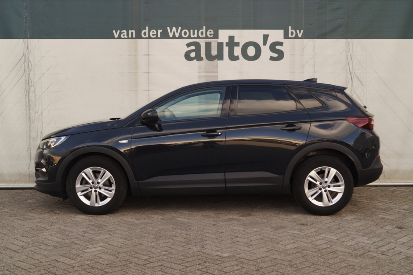 Opel Grandland X 1.2 Turbo 130pk Business + -NAVI-ECC-PDC- 2019 - voorkant